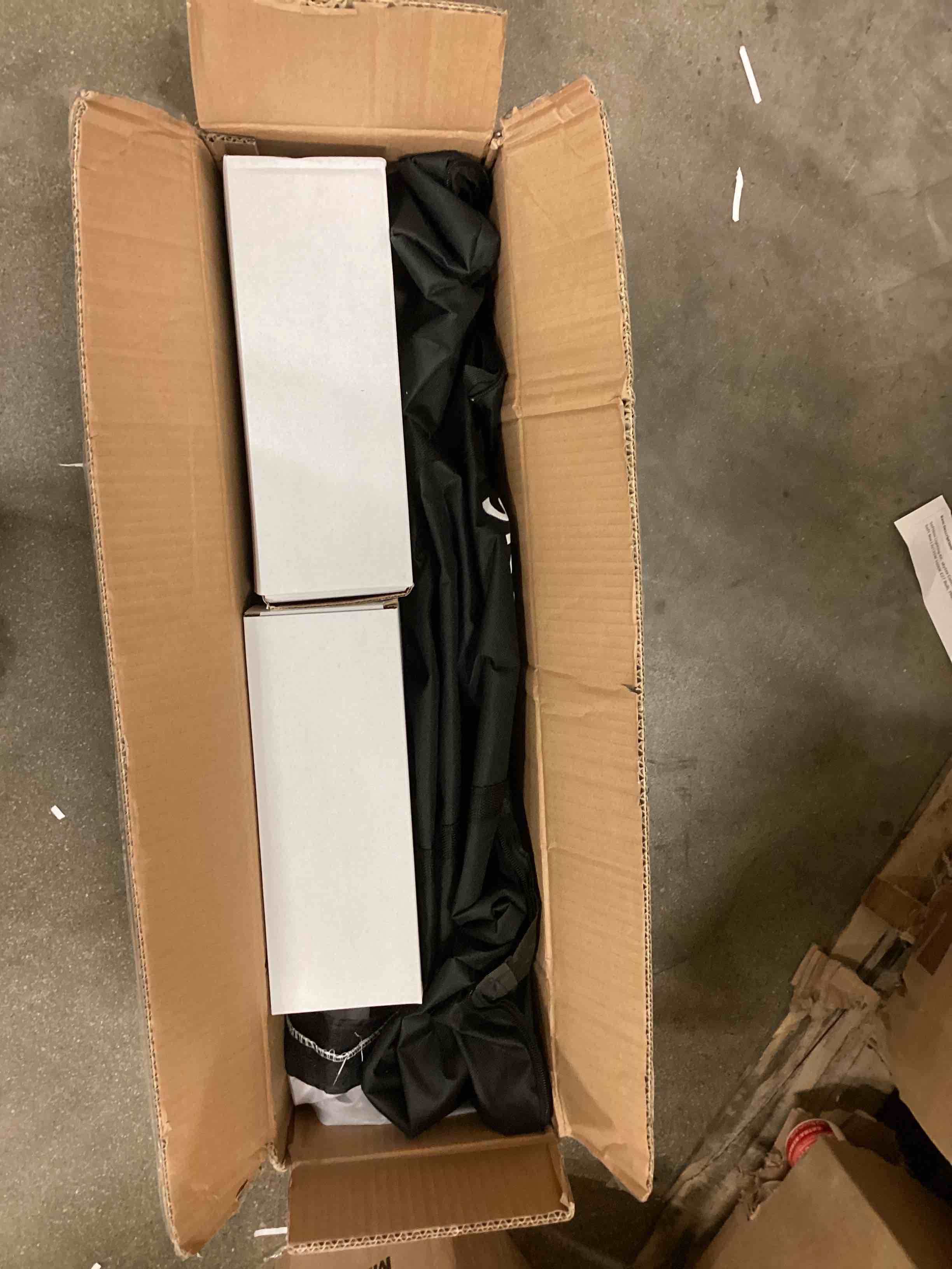 https://s3.amazonaws.com/lotting-images-prod/bidfta/ORG5173180_1696254361642.jpeg