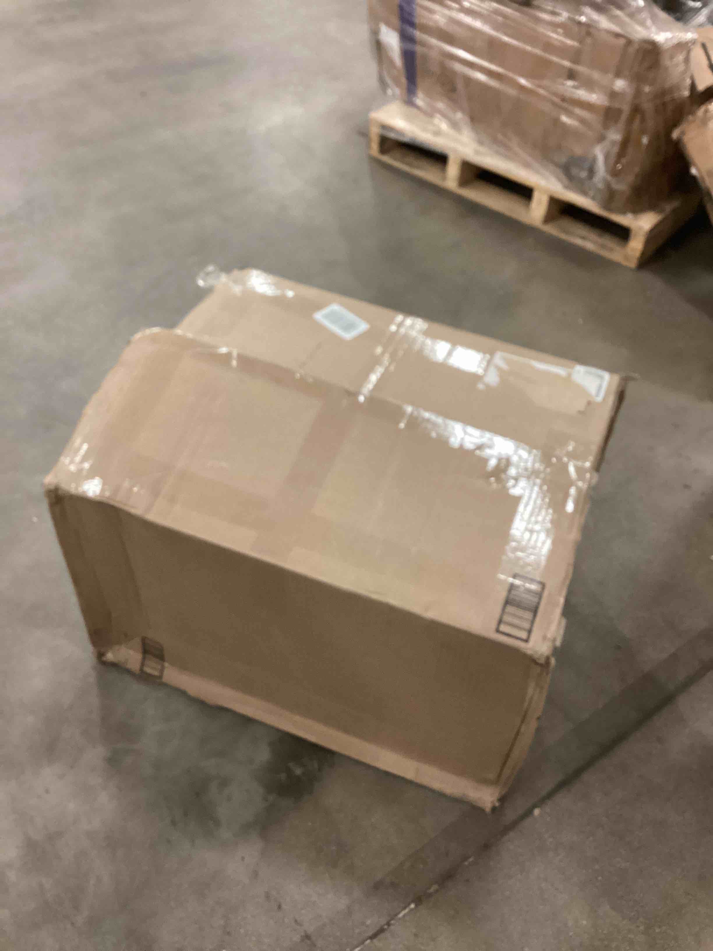 https://s3.amazonaws.com/lotting-images-prod/bidfta/ORG5173263_1696865327593.jpeg