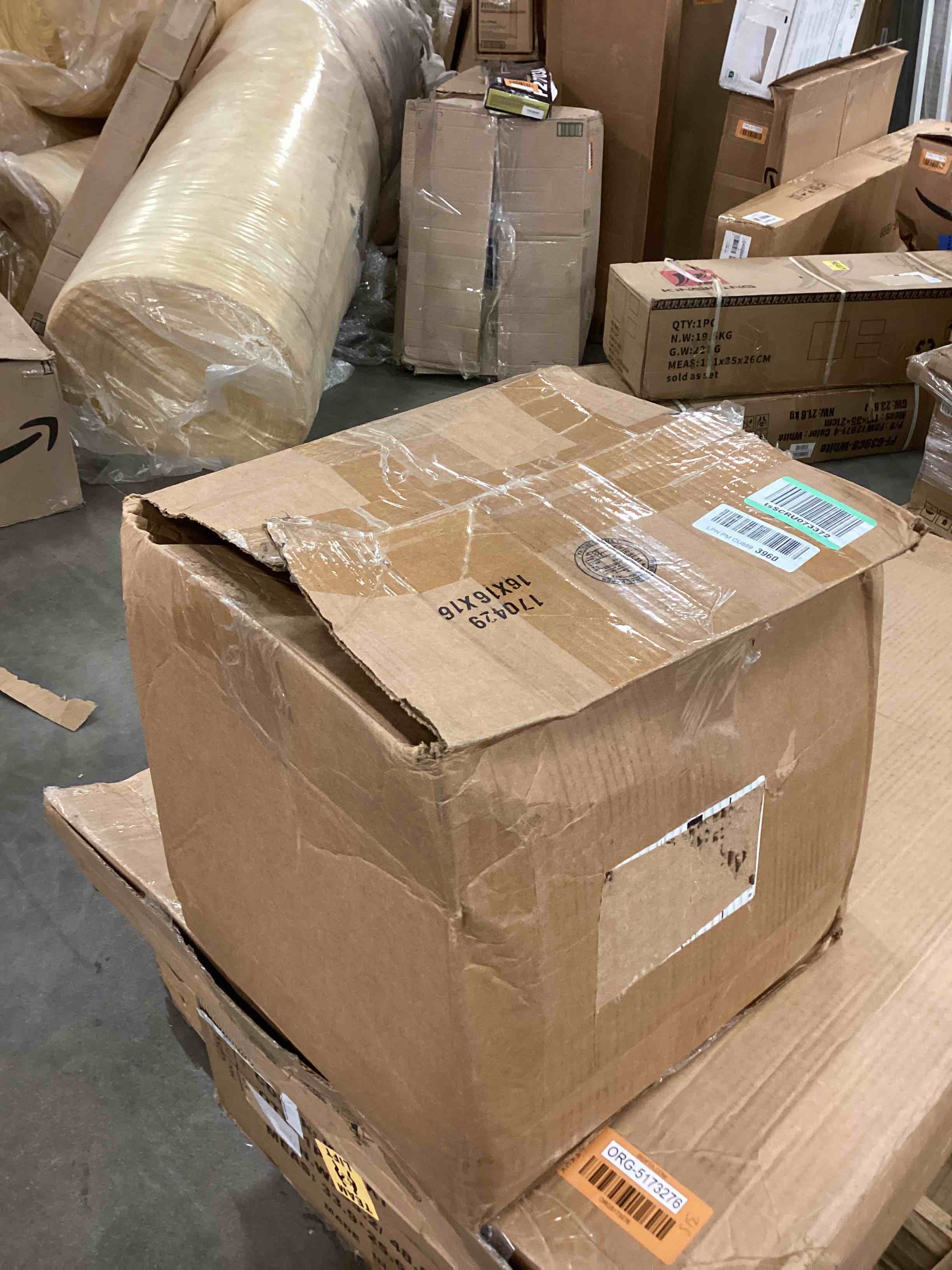 https://s3.amazonaws.com/lotting-images-prod/bidfta/ORG5173279_1696873409396.jpeg