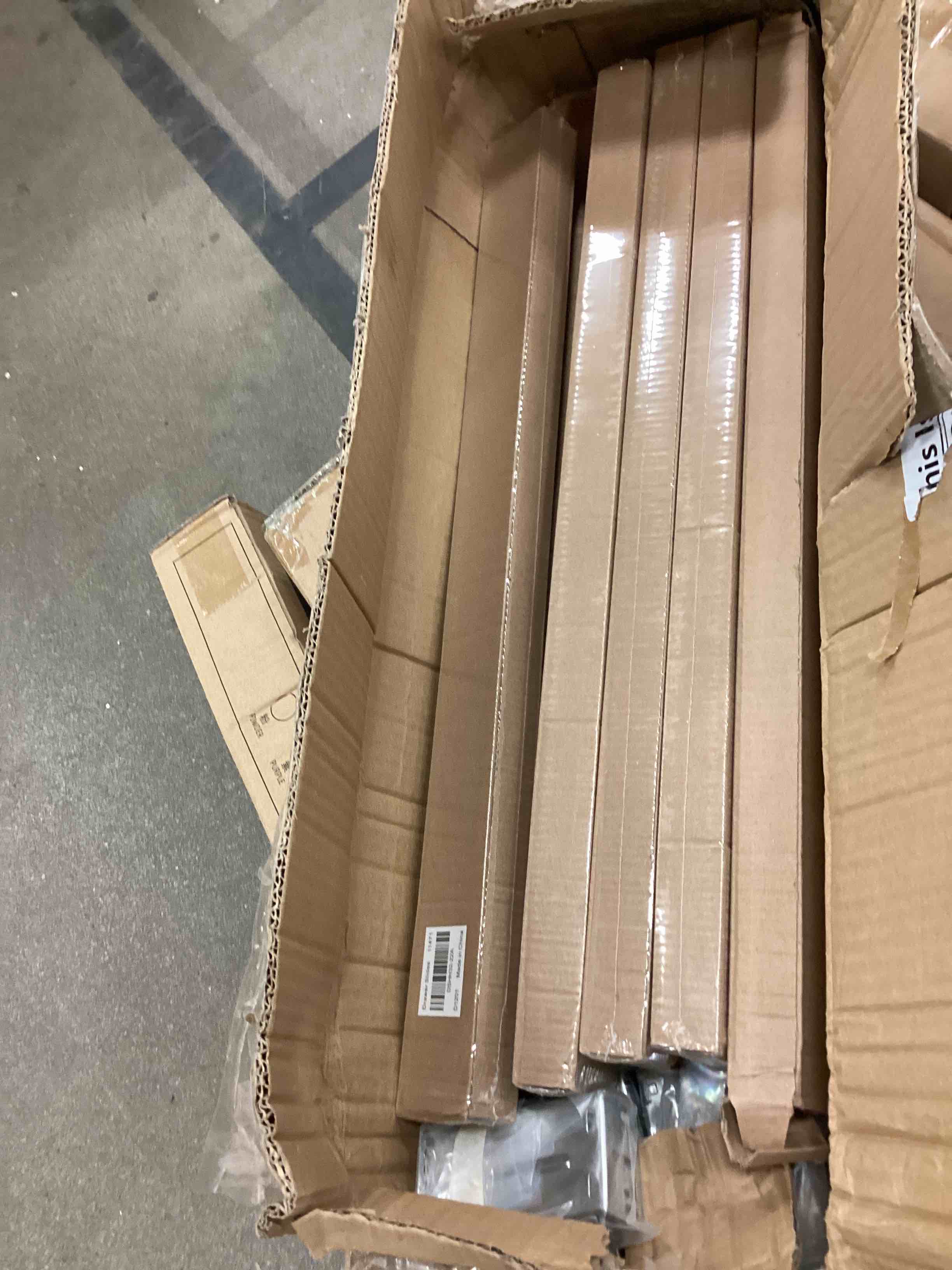 https://s3.amazonaws.com/lotting-images-prod/bidfta/ORG5175404_1698090926276.jpeg