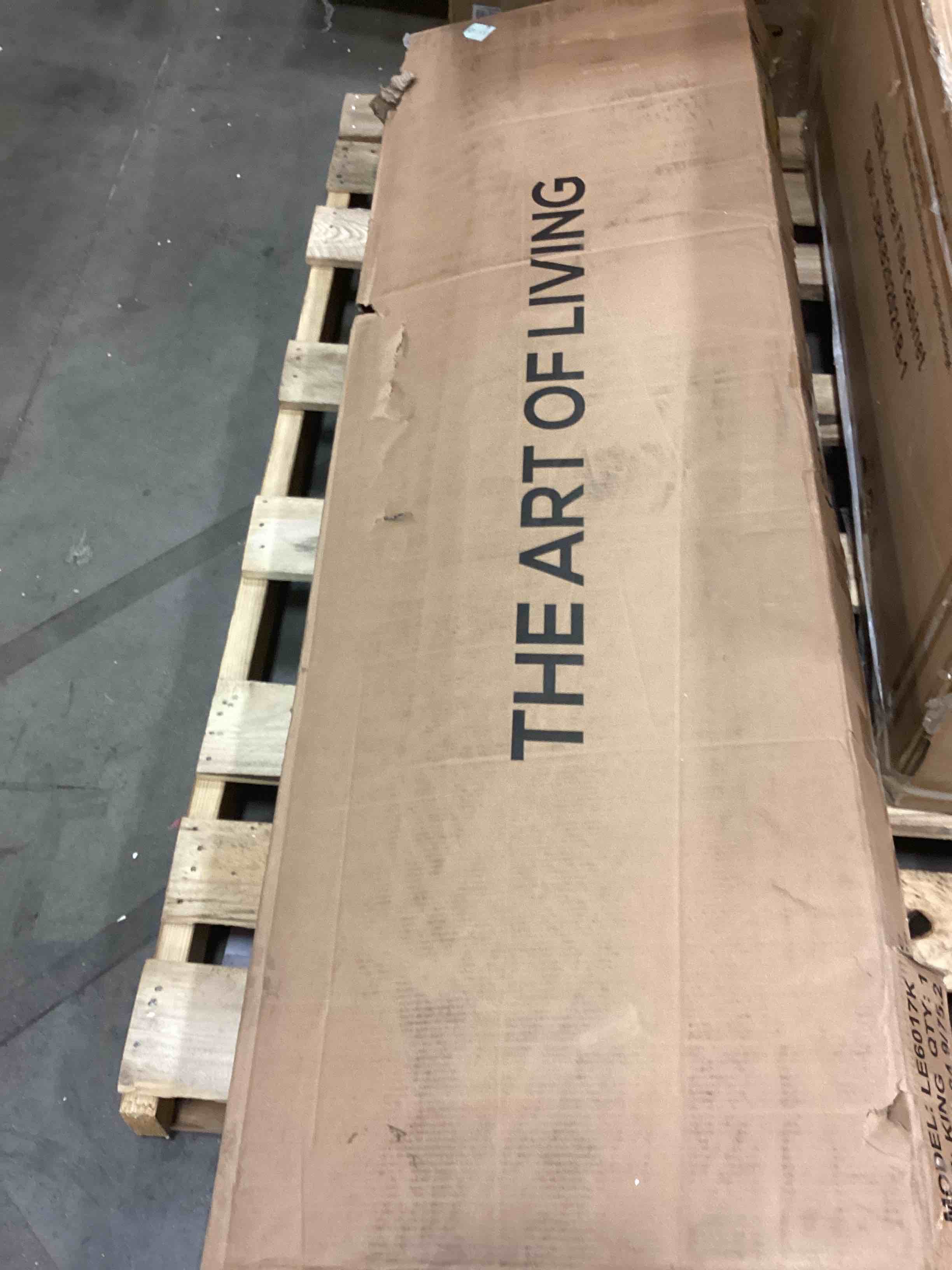 https://s3.amazonaws.com/lotting-images-prod/bidfta/ORG5178488_1697643477564.jpeg