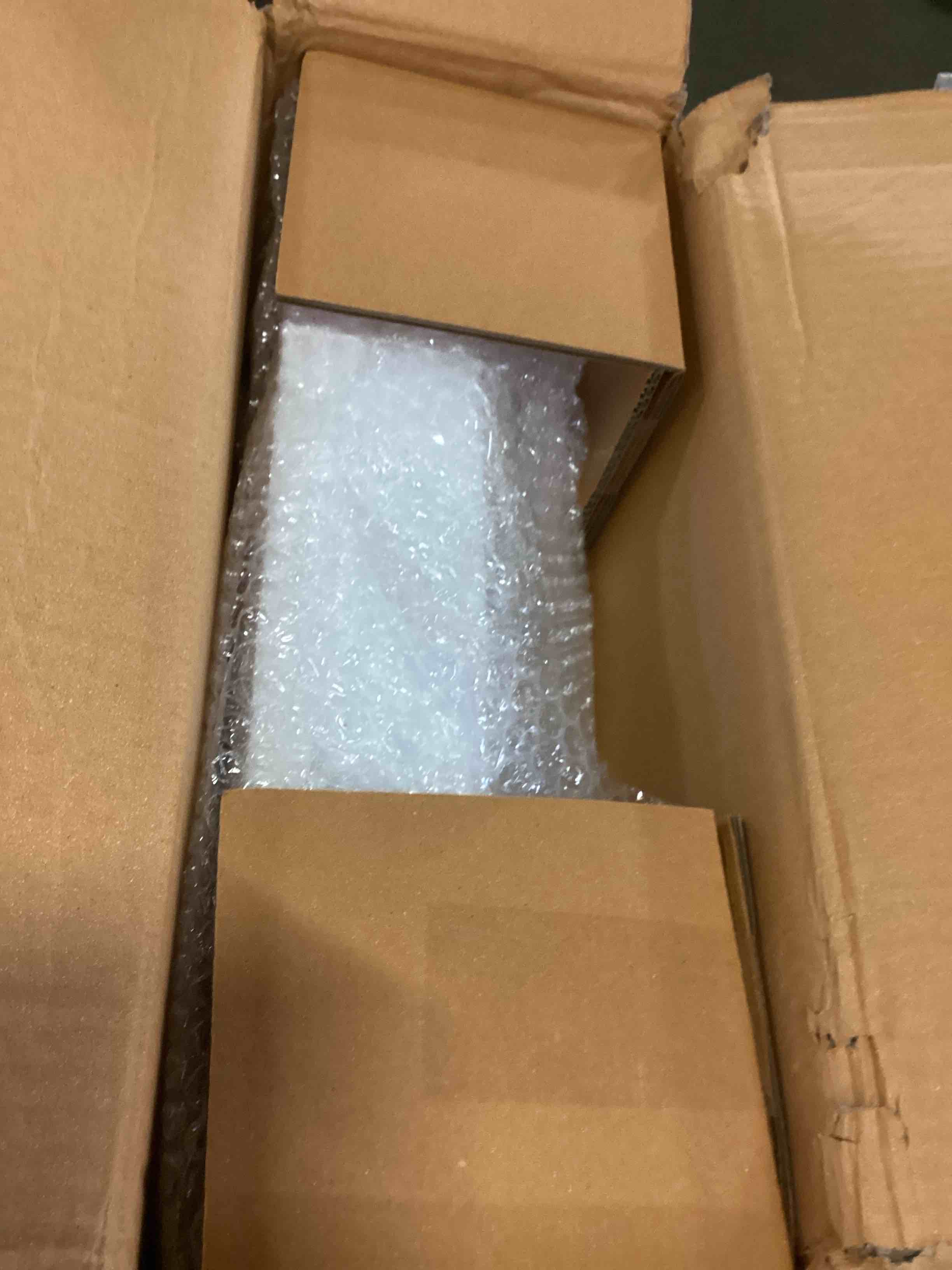 https://s3.amazonaws.com/lotting-images-prod/bidfta/ORG5179957_1701982856104.jpeg