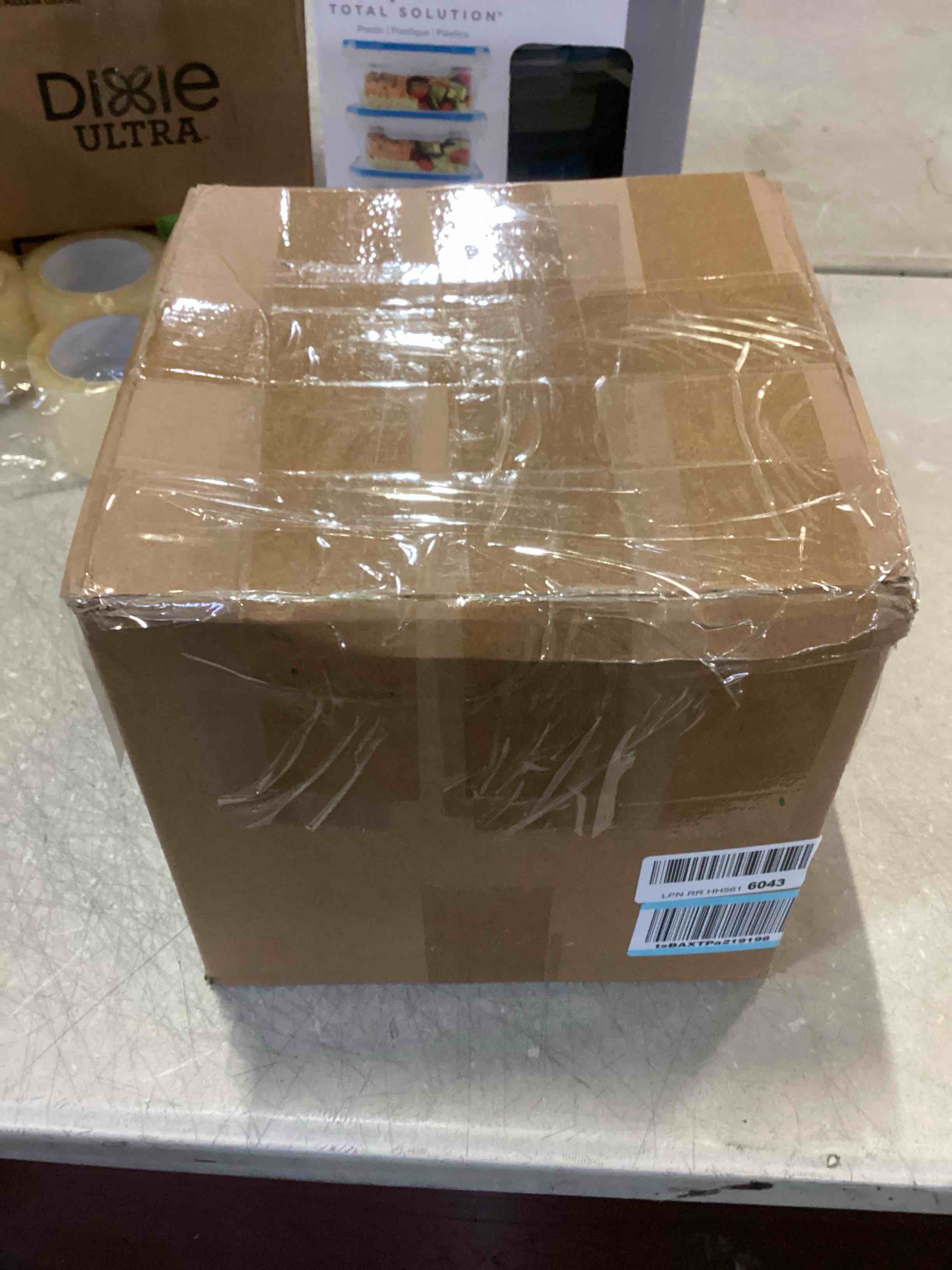 https://s3.amazonaws.com/lotting-images-prod/bidfta/ORG5179986_1702042833446.jpeg