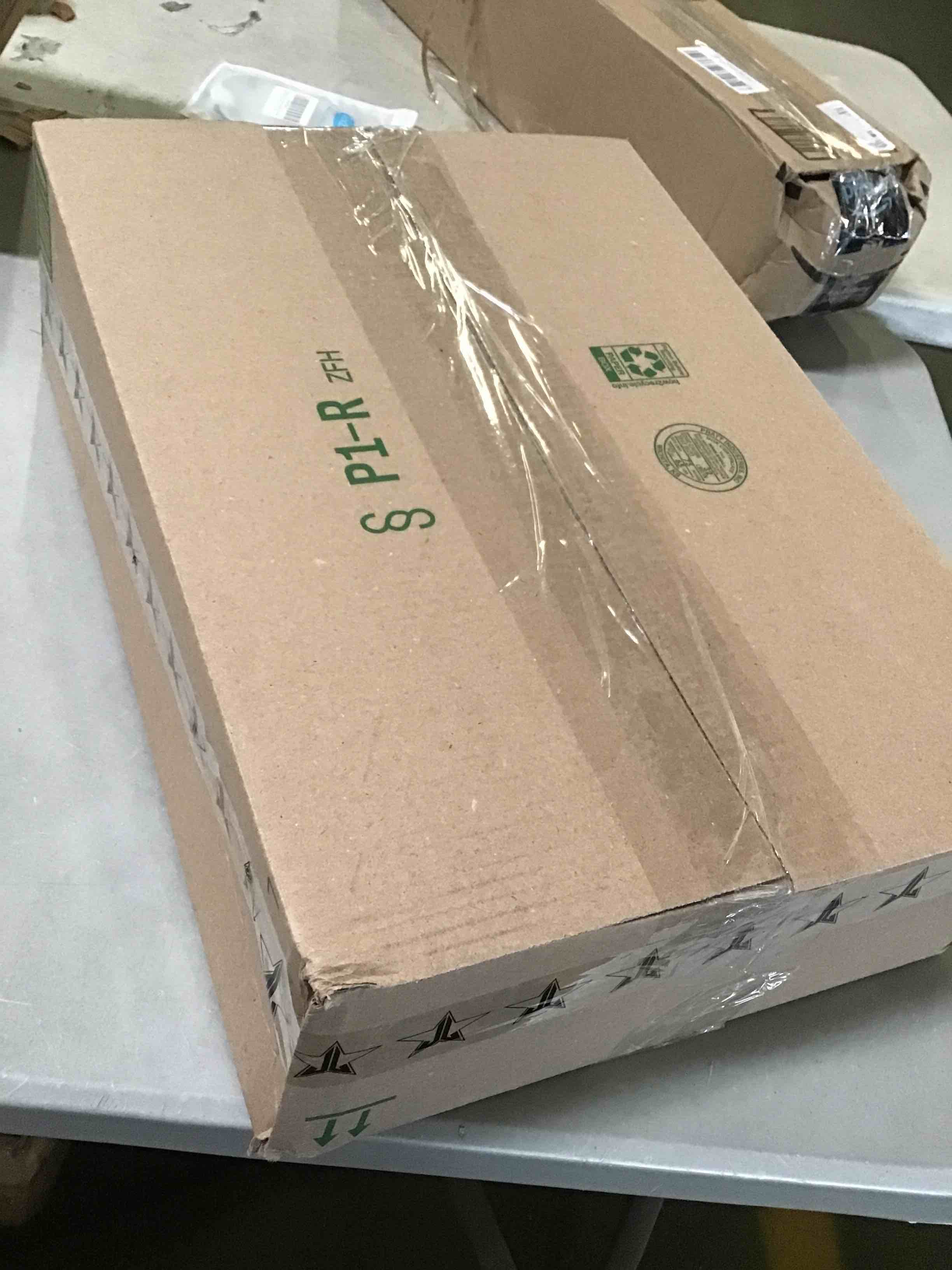 https://s3.amazonaws.com/lotting-images-prod/bidfta/ORG5180561_1702409045808.jpeg