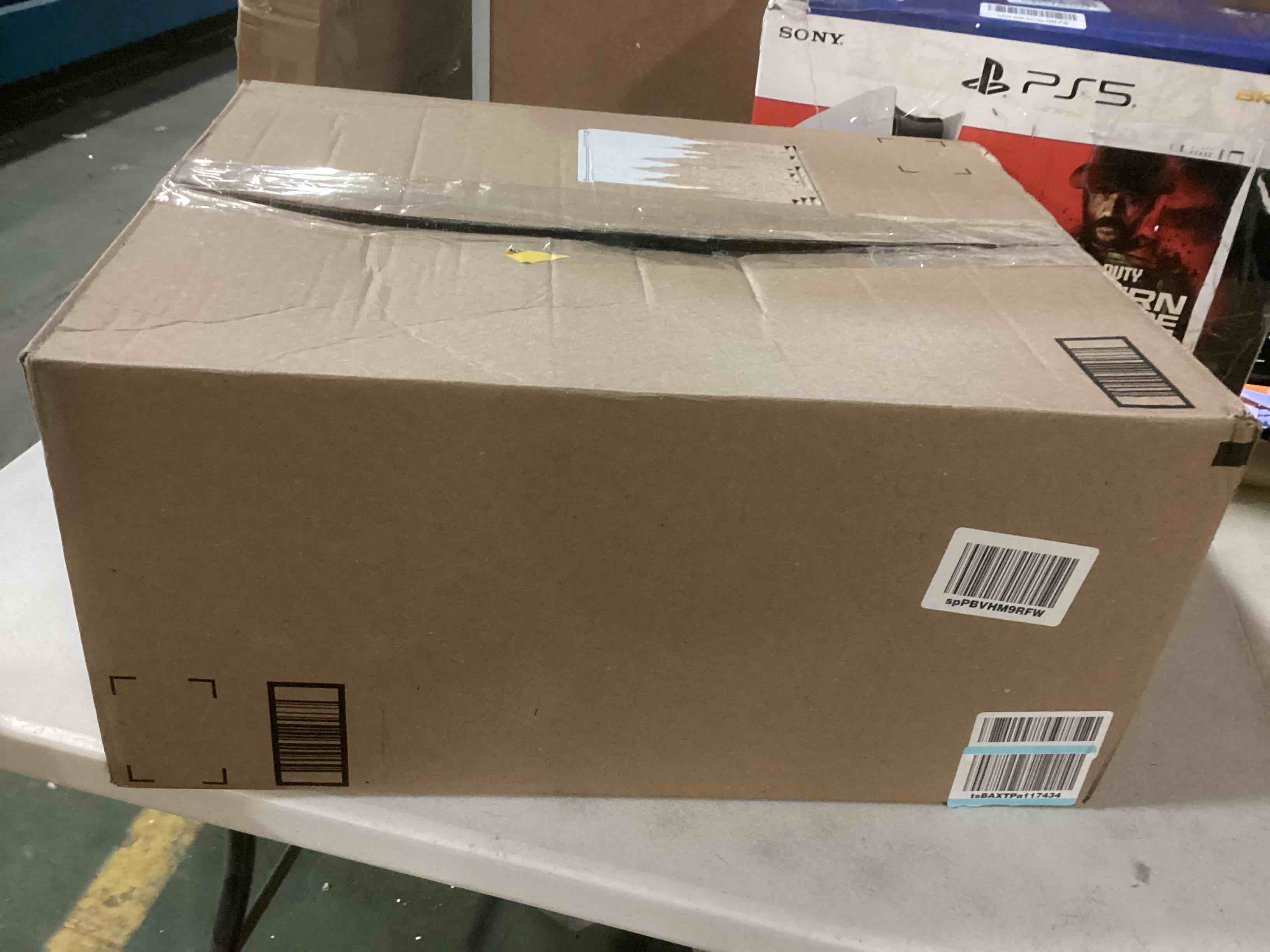 https://s3.amazonaws.com/lotting-images-prod/bidfta/ORG5181330_1702731126709.jpeg