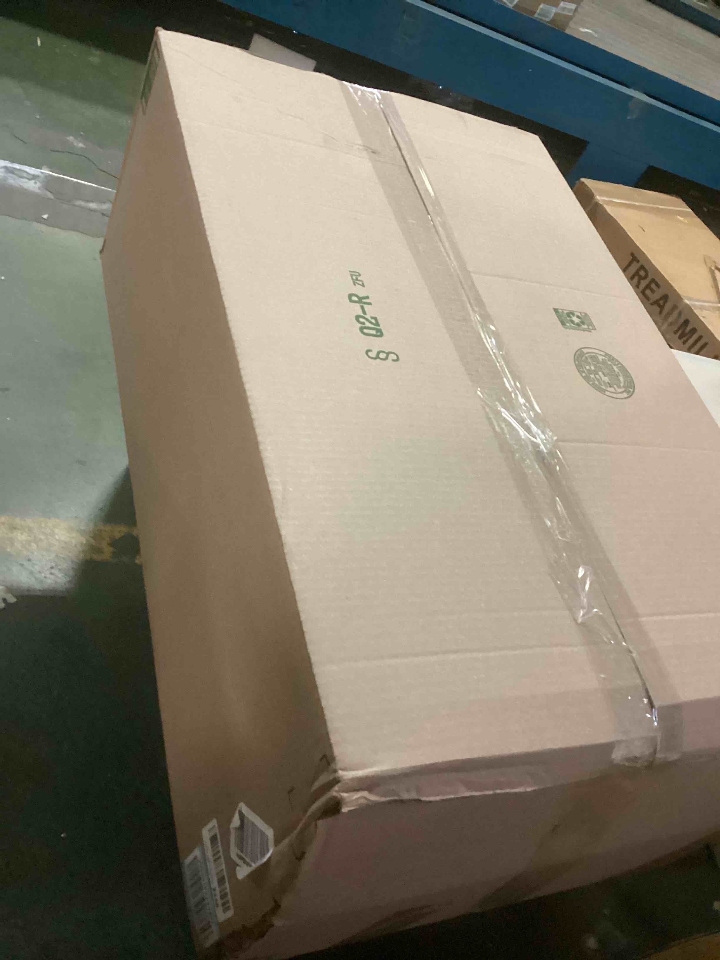 https://s3.amazonaws.com/lotting-images-prod/bidfta/ORG5181361_1702734382222.jpeg