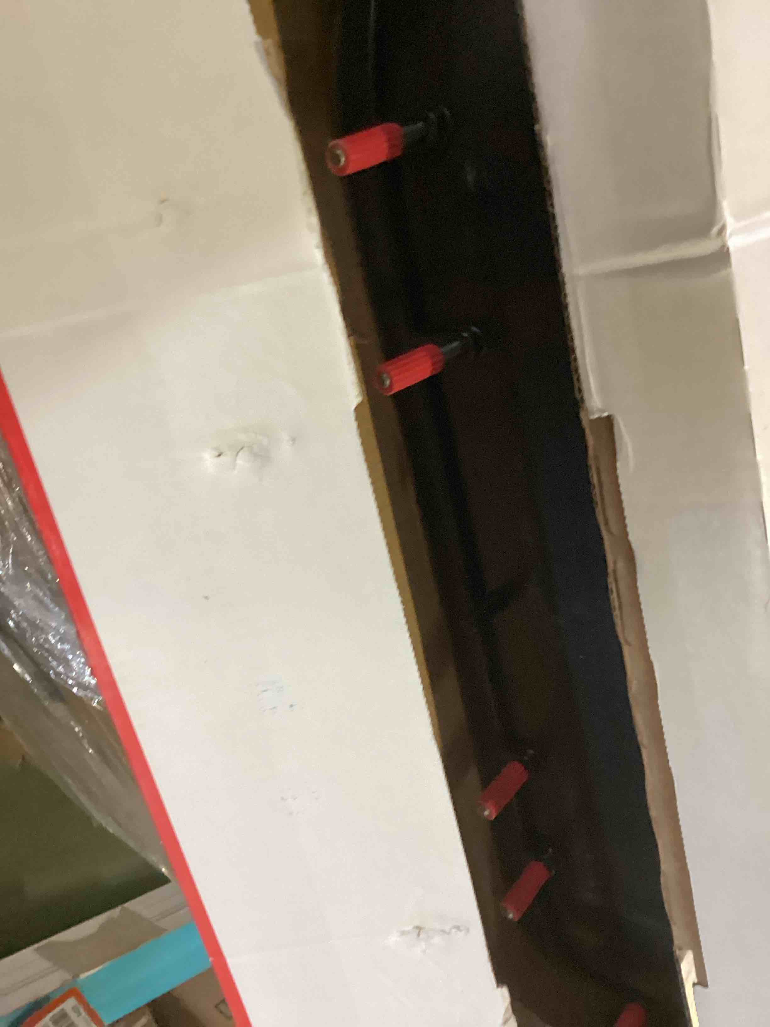 https://s3.amazonaws.com/lotting-images-prod/bidfta/ORG5181699_1702395804897.jpeg