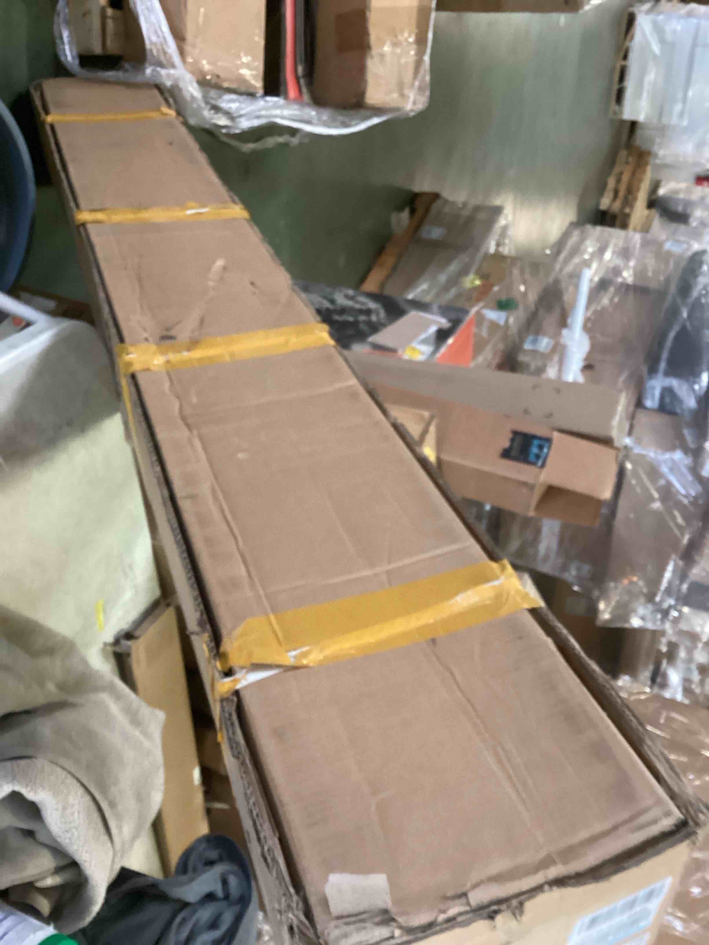 https://s3.amazonaws.com/lotting-images-prod/bidfta/ORG5181736_1702401623365.jpeg
