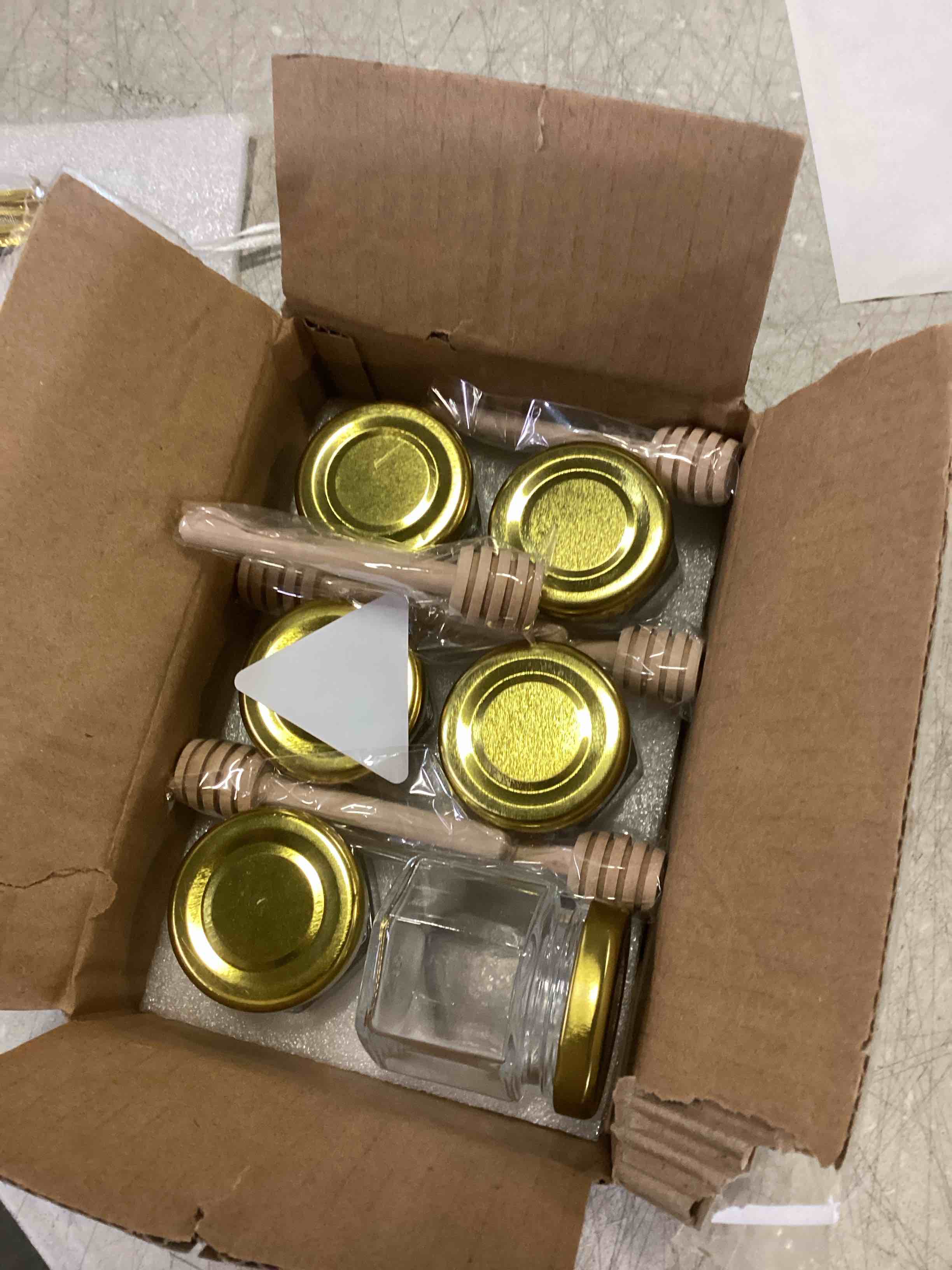 https://s3.amazonaws.com/lotting-images-prod/bidfta/ORG5181807_1702414793505.jpeg