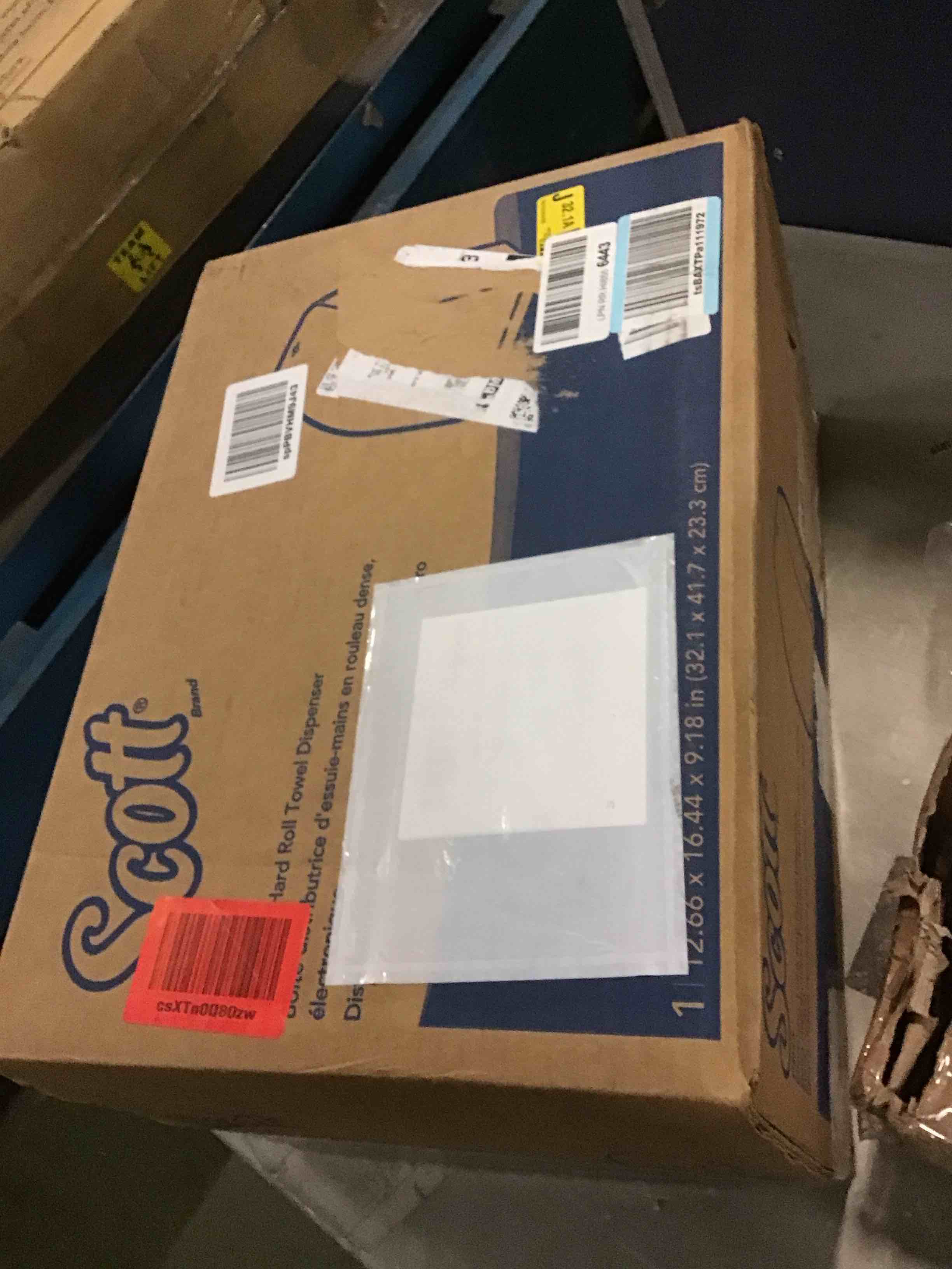 https://s3.amazonaws.com/lotting-images-prod/bidfta/ORG5184935_1702989226436.jpeg