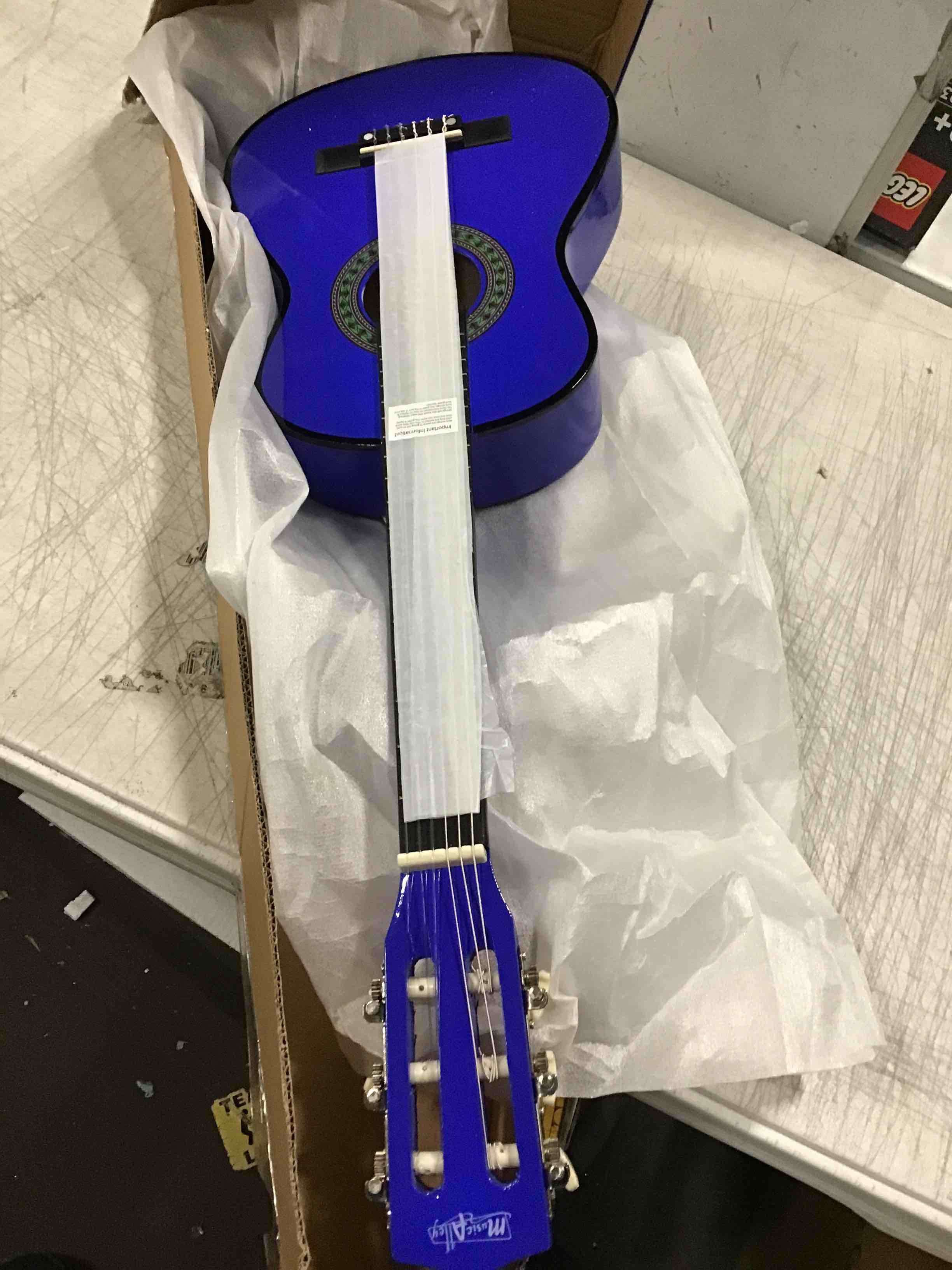 https://s3.amazonaws.com/lotting-images-prod/bidfta/ORG5185789_1703277451431.jpeg