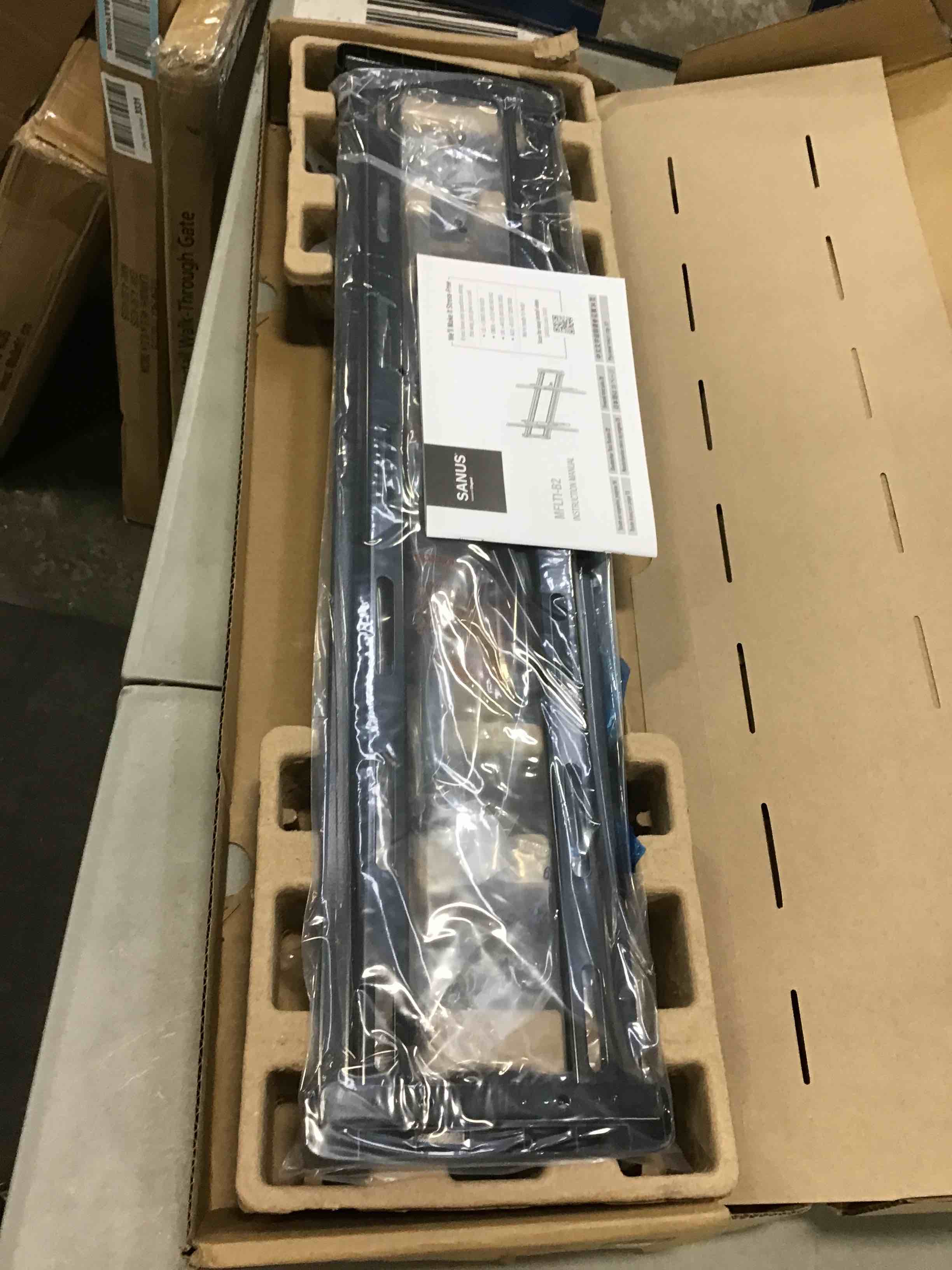https://s3.amazonaws.com/lotting-images-prod/bidfta/ORG5188094_1704209147394.jpeg