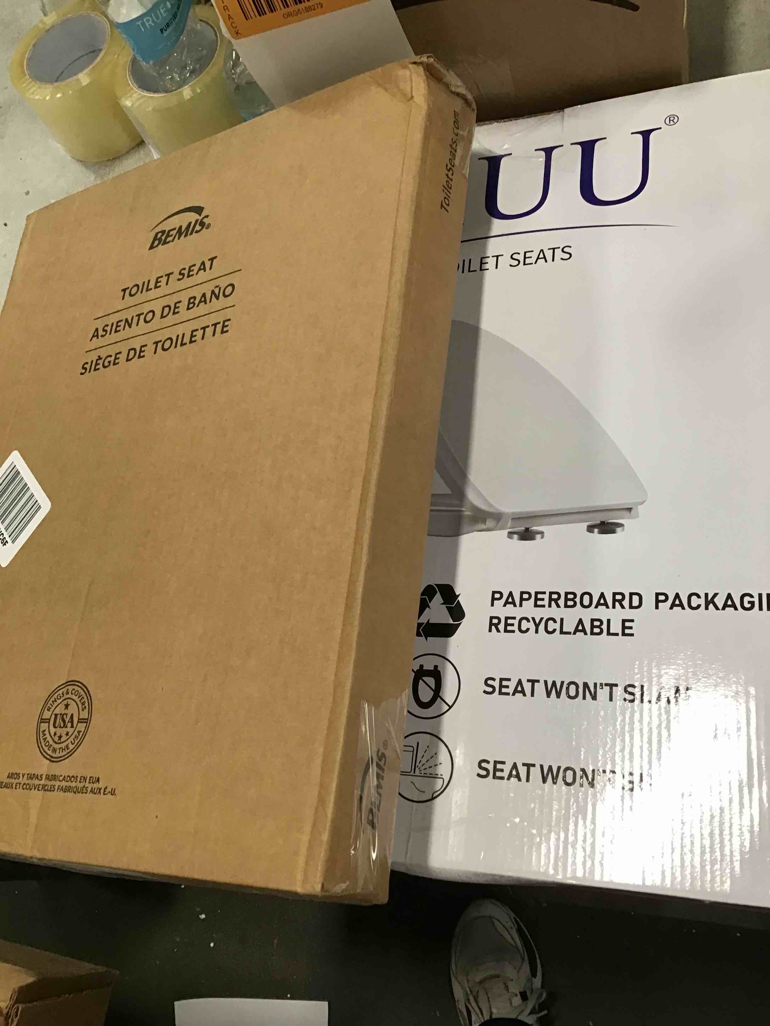 assorted toilet seats 