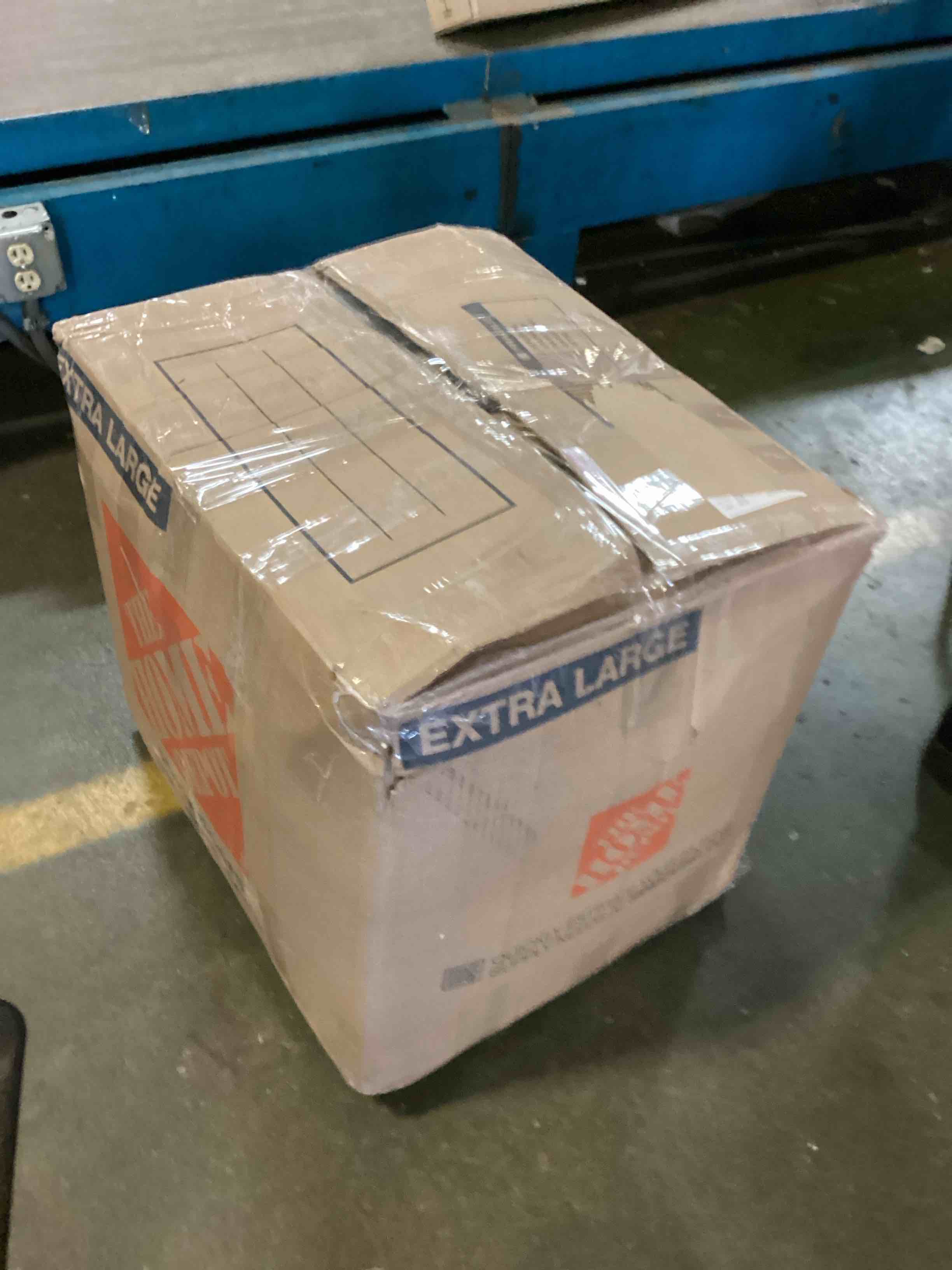 https://s3.amazonaws.com/lotting-images-prod/bidfta/ORG5189083_1702321390839.jpeg