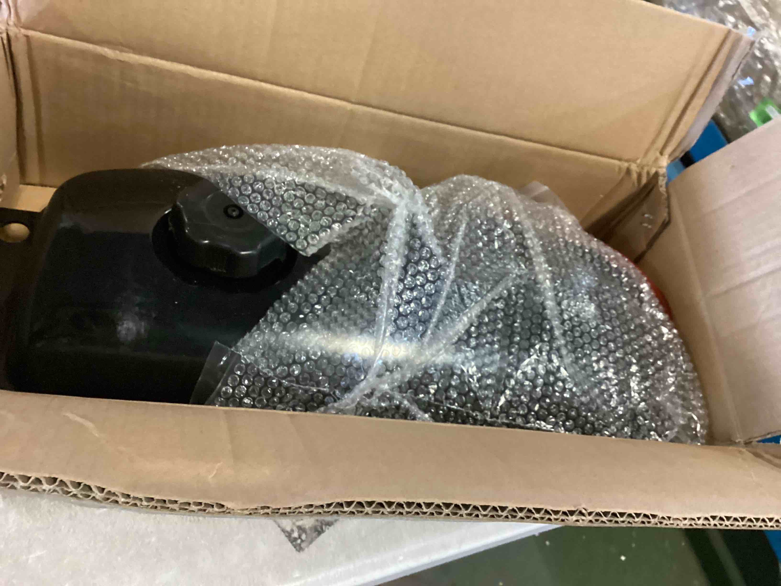 https://s3.amazonaws.com/lotting-images-prod/bidfta/ORG5189359_1702491796242.jpeg