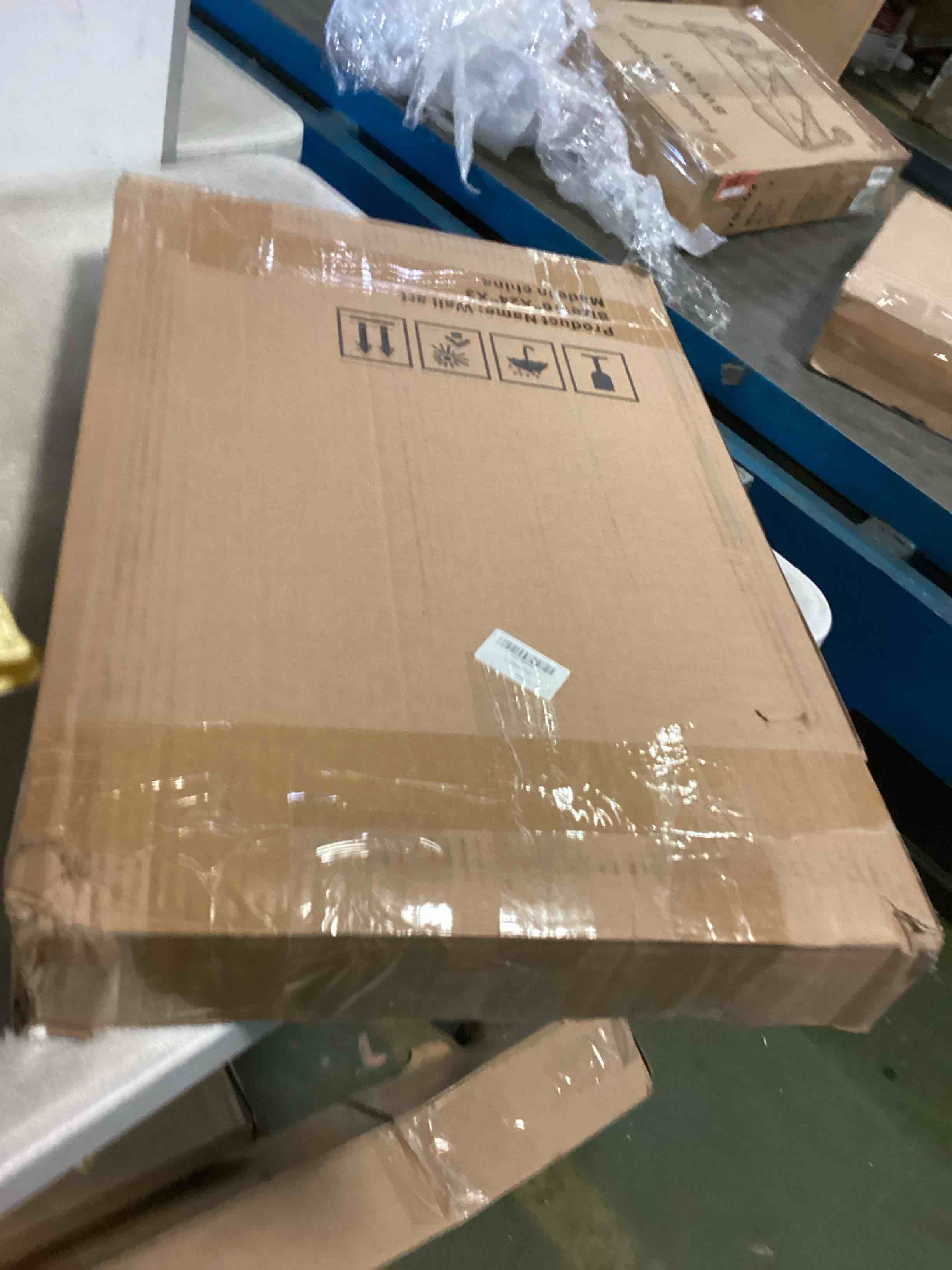 https://s3.amazonaws.com/lotting-images-prod/bidfta/ORG5189375_1702493033002.jpeg