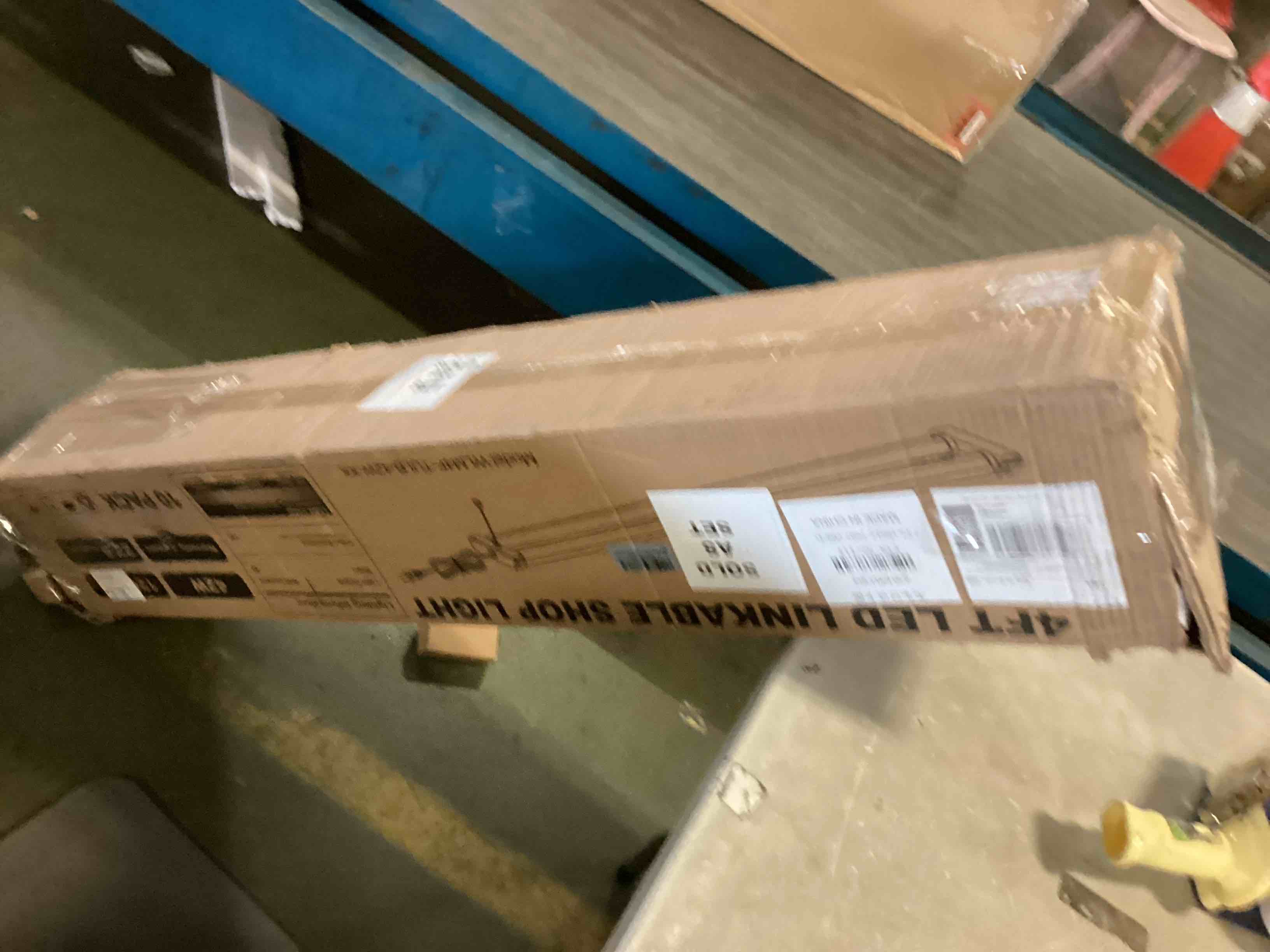 https://s3.amazonaws.com/lotting-images-prod/bidfta/ORG5189595_1702567237317.jpeg