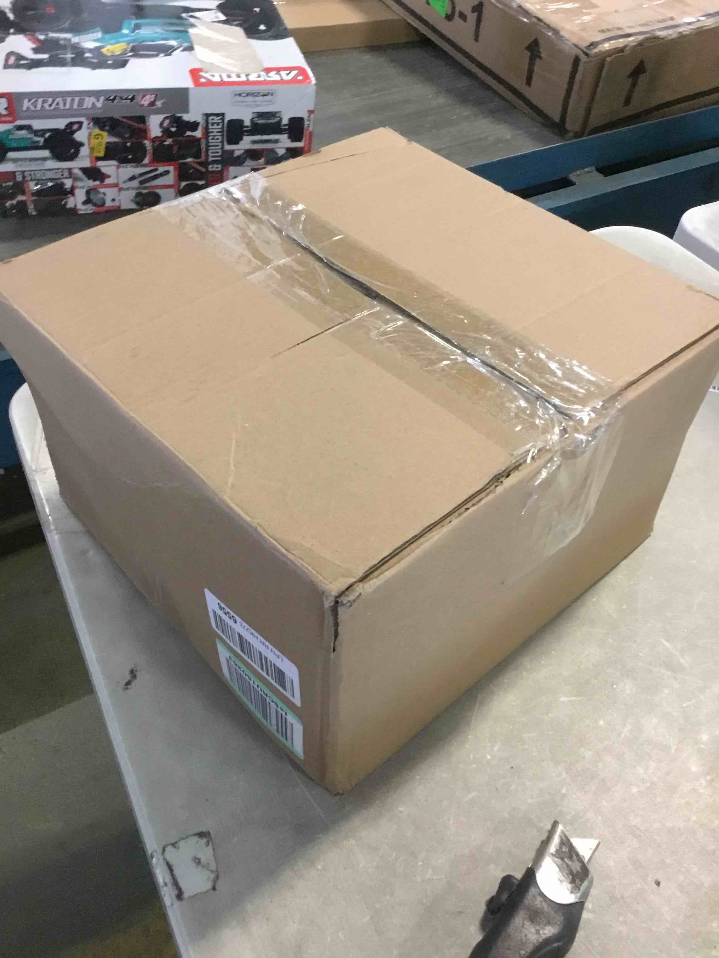 https://s3.amazonaws.com/lotting-images-prod/bidfta/ORG5189729_1702581412905.jpeg