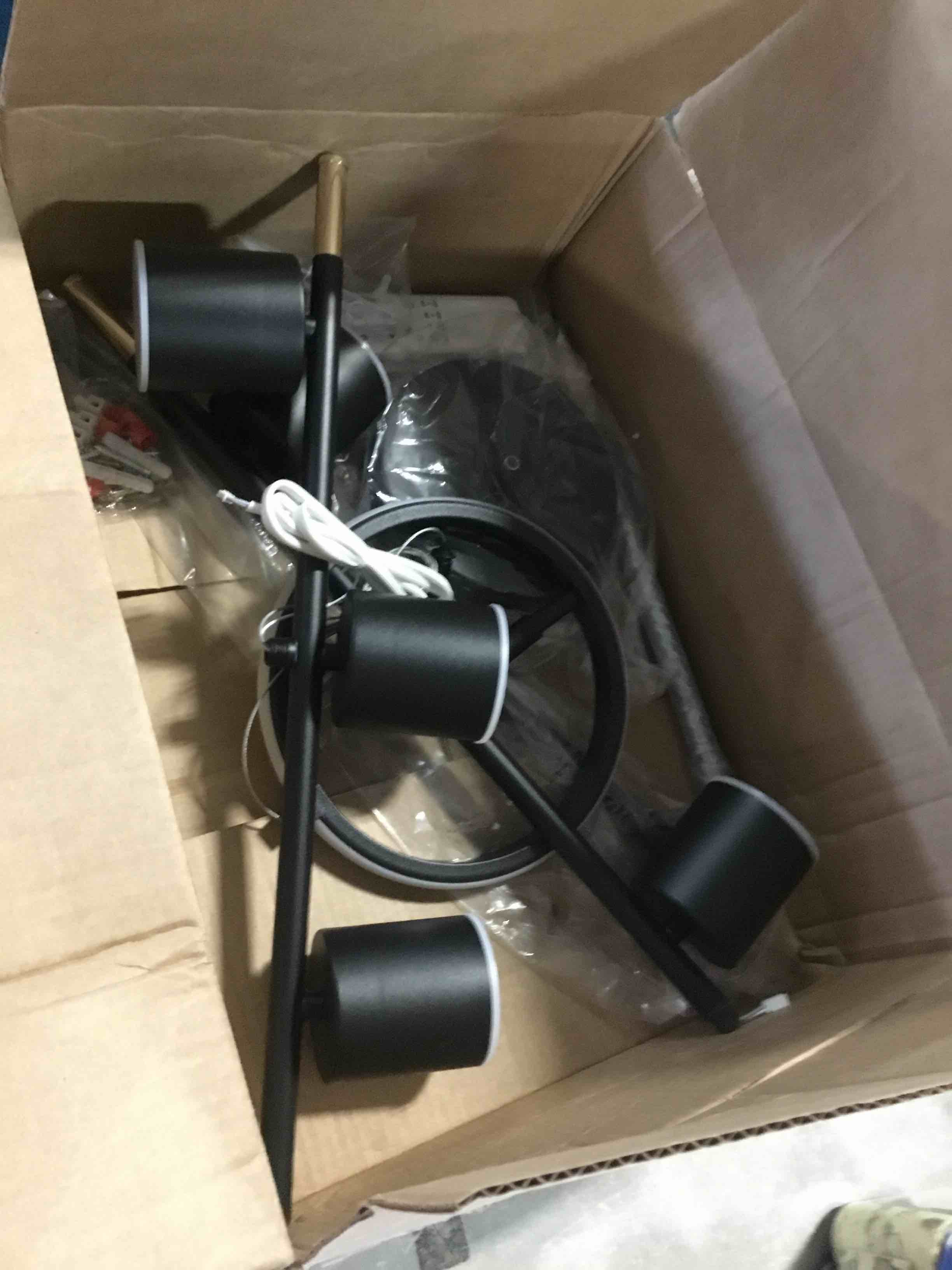 https://s3.amazonaws.com/lotting-images-prod/bidfta/ORG5189761_1702585198029.jpeg