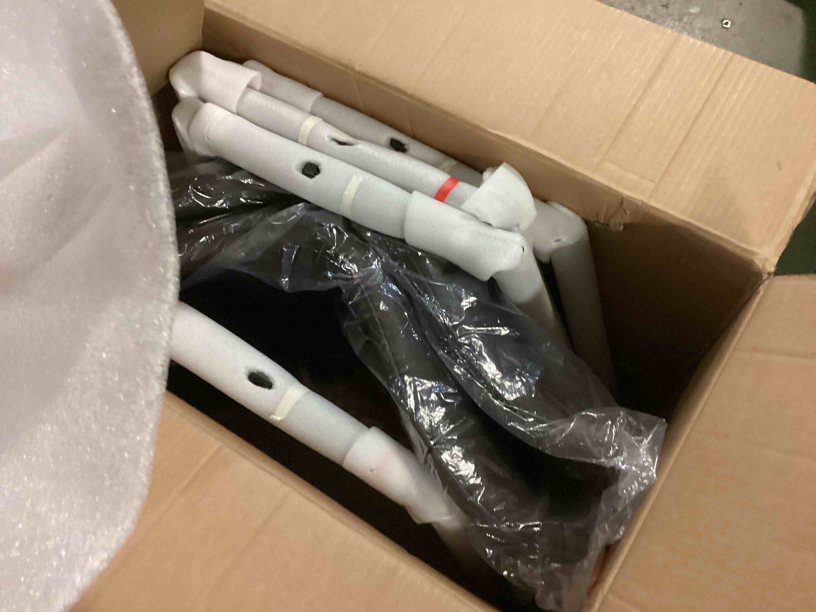 https://s3.amazonaws.com/lotting-images-prod/bidfta/ORG5189821_1702642430108.jpeg