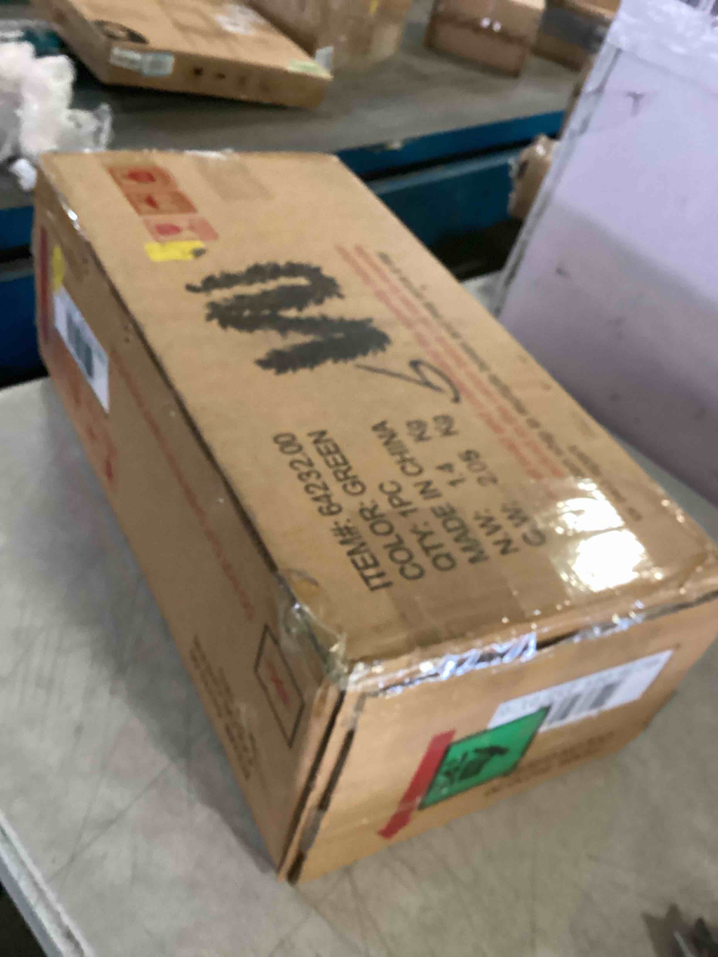 https://s3.amazonaws.com/lotting-images-prod/bidfta/ORG5190367_1702918611517.jpeg
