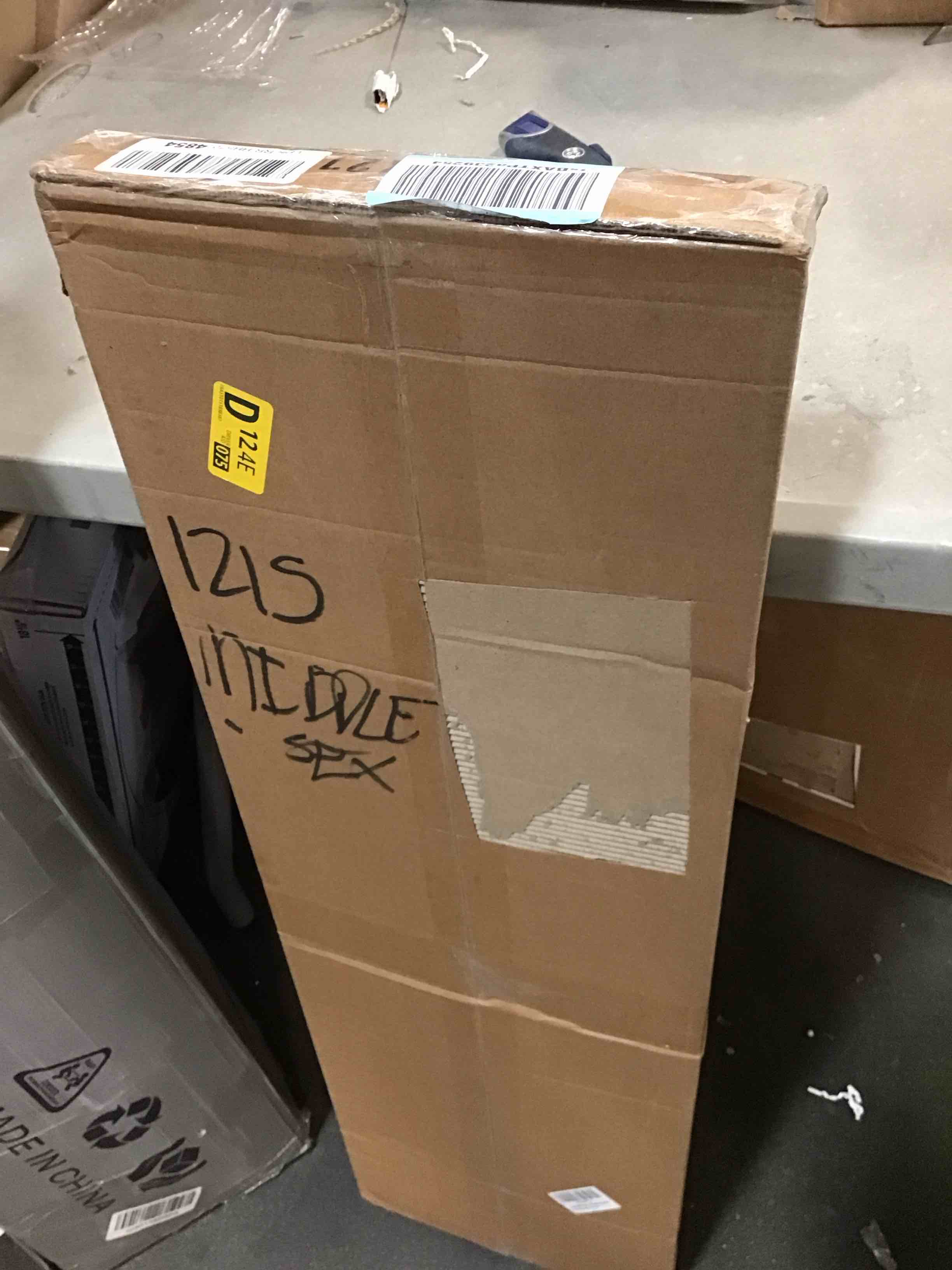 https://s3.amazonaws.com/lotting-images-prod/bidfta/ORG5191614_1703693000885.jpeg