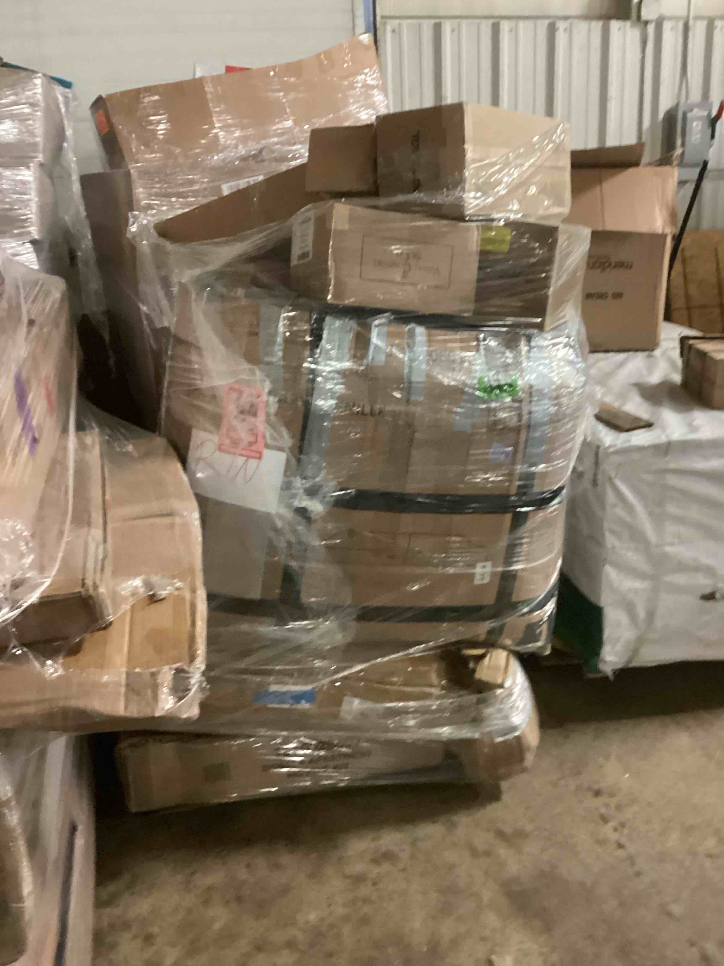 https://s3.amazonaws.com/lotting-images-prod/bidfta/ORG5195995_1721740151447.jpeg