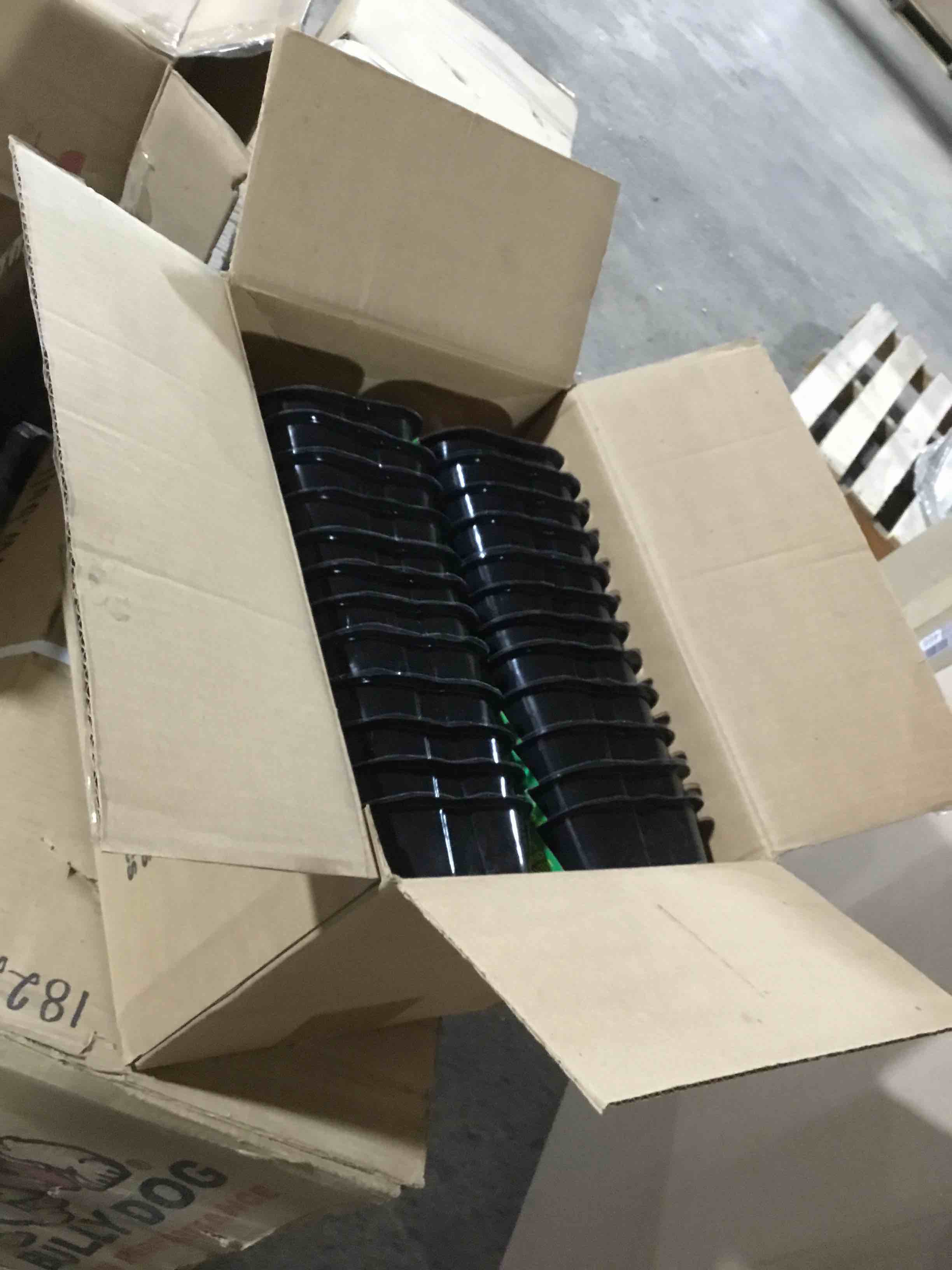 https://s3.amazonaws.com/lotting-images-prod/bidfta/ORG5205799_1693408941511.jpeg