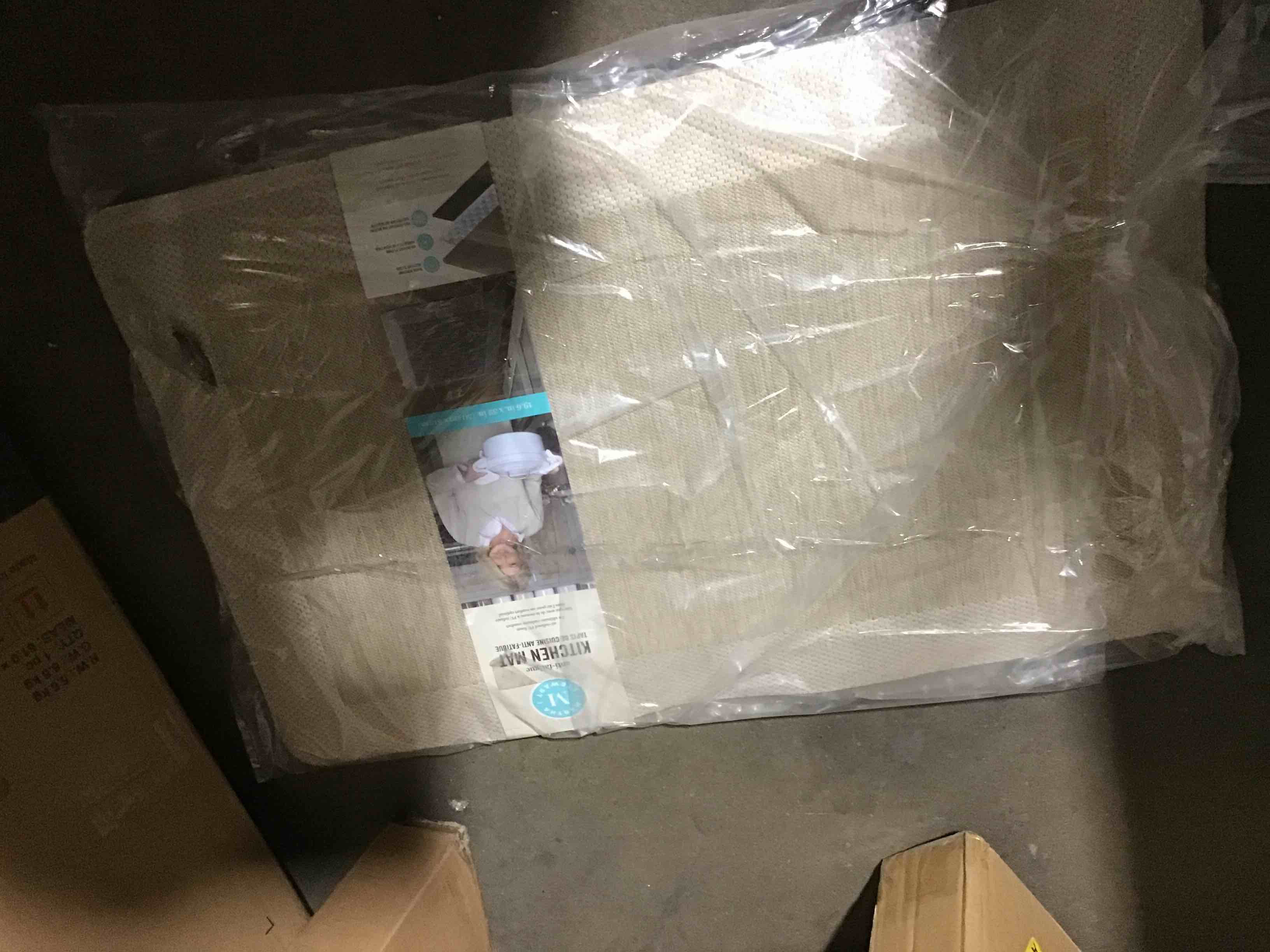 https://s3.amazonaws.com/lotting-images-prod/bidfta/ORG5207792_1694805434076.jpeg
