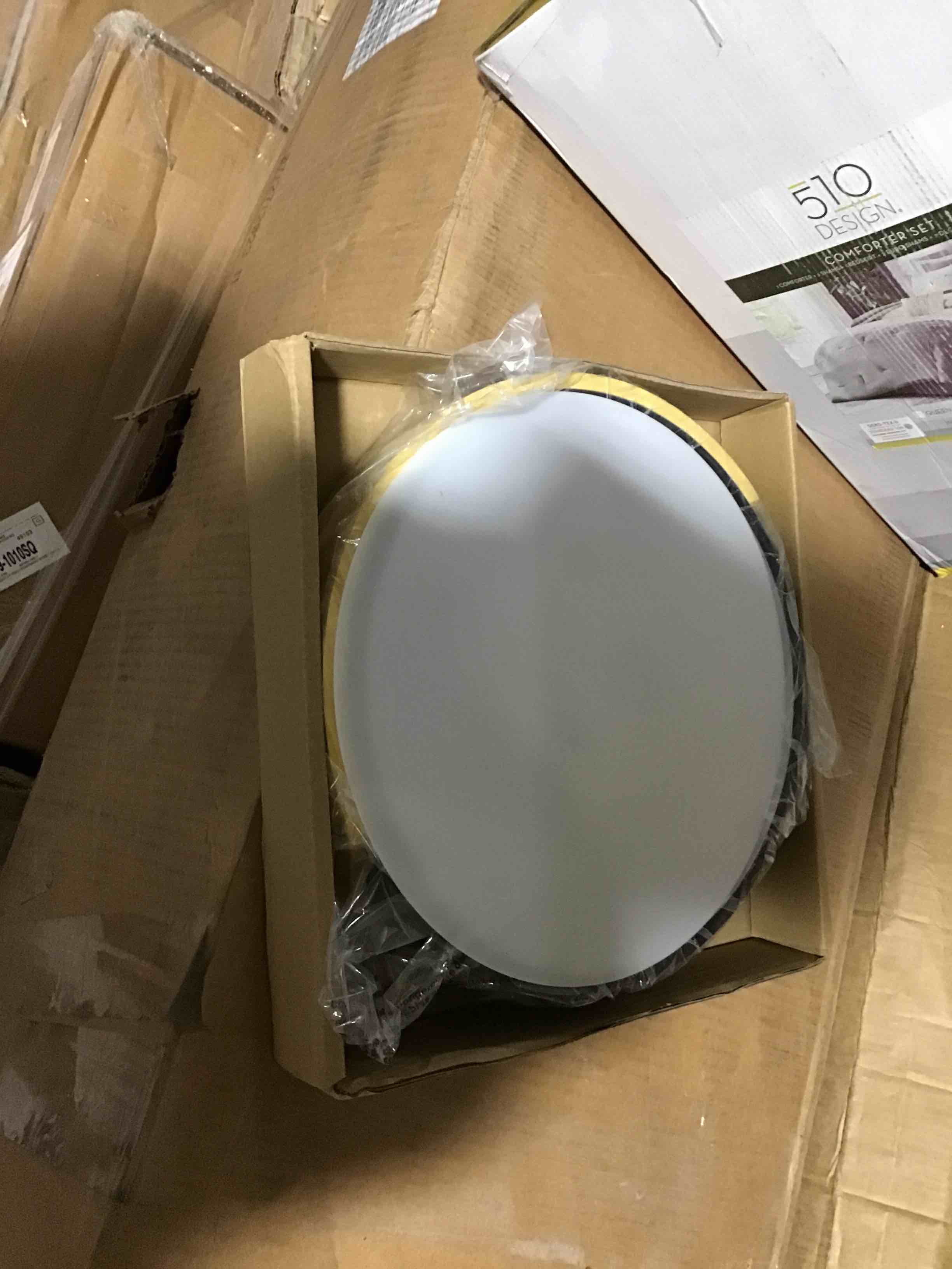 https://s3.amazonaws.com/lotting-images-prod/bidfta/ORG5208869_1694027664553.jpeg