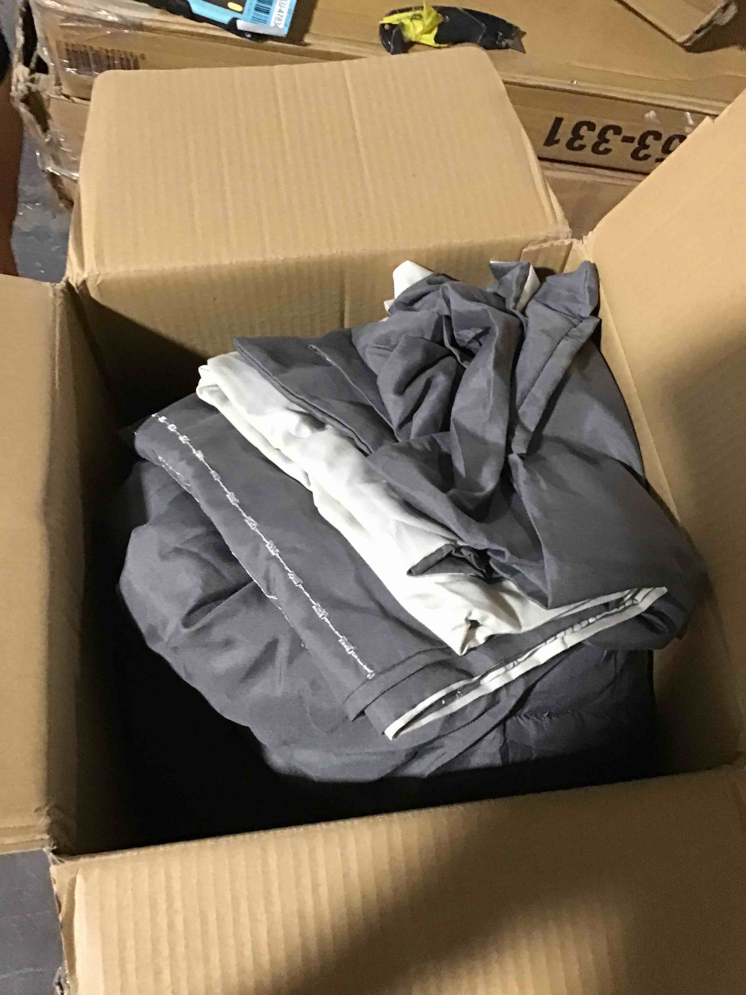 https://s3.amazonaws.com/lotting-images-prod/bidfta/ORG5208870_1694027942810.jpeg