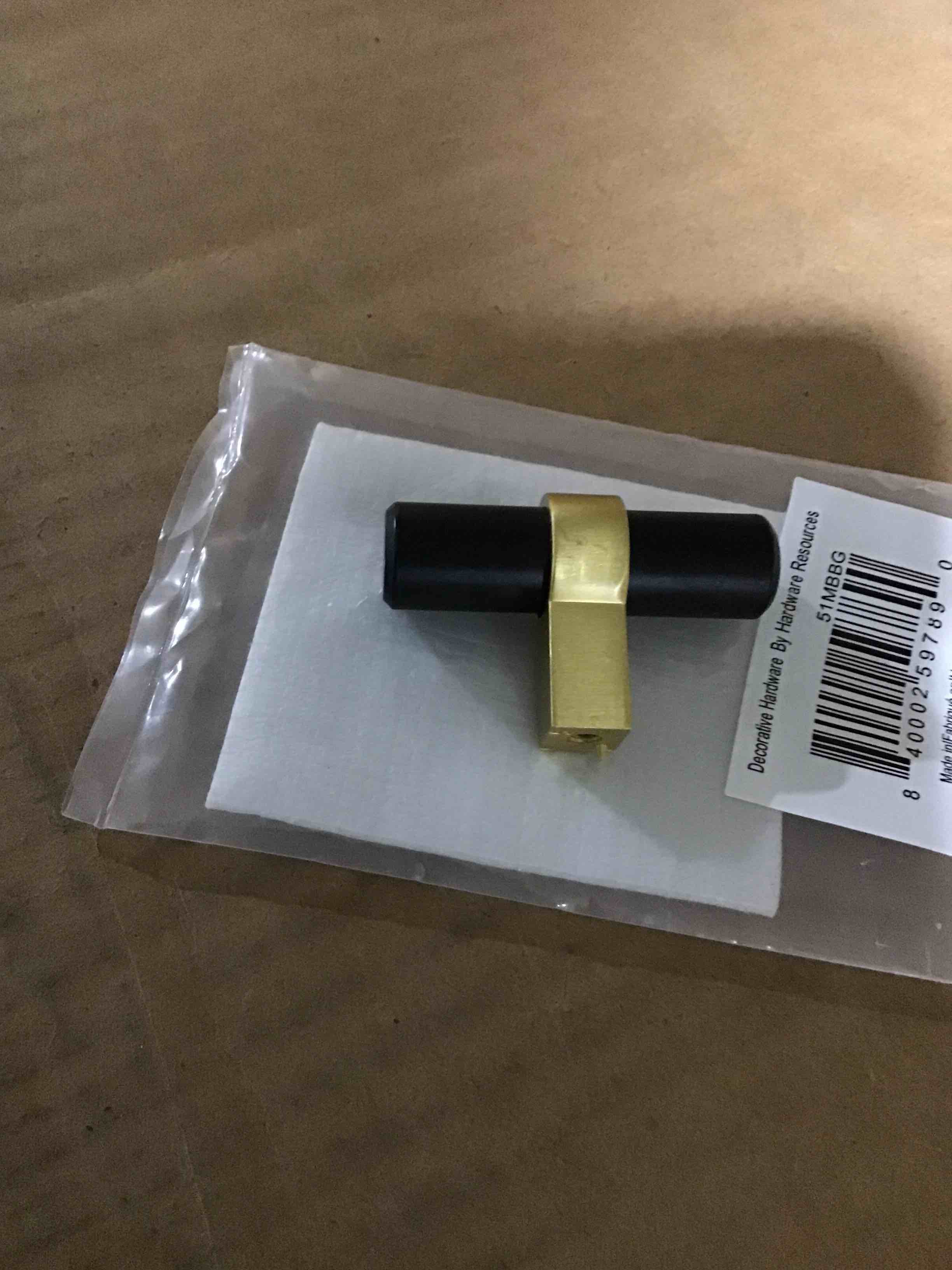 https://s3.amazonaws.com/lotting-images-prod/bidfta/ORG5208871_1694028136520.jpeg