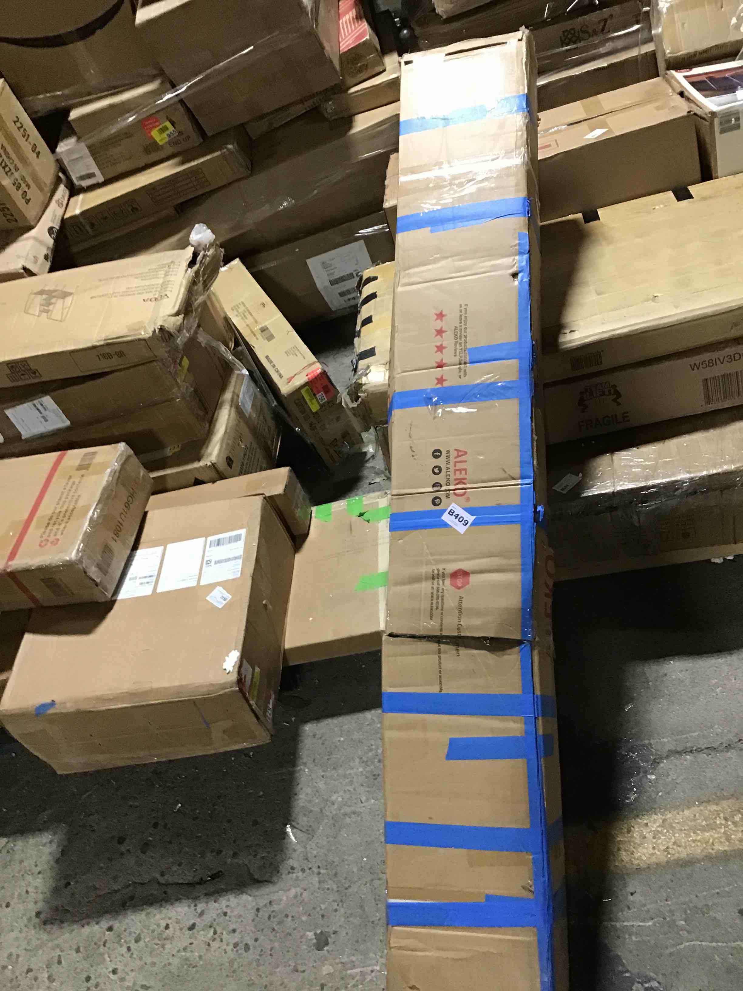 https://s3.amazonaws.com/lotting-images-prod/bidfta/ORG5209045_1694197902409.jpeg