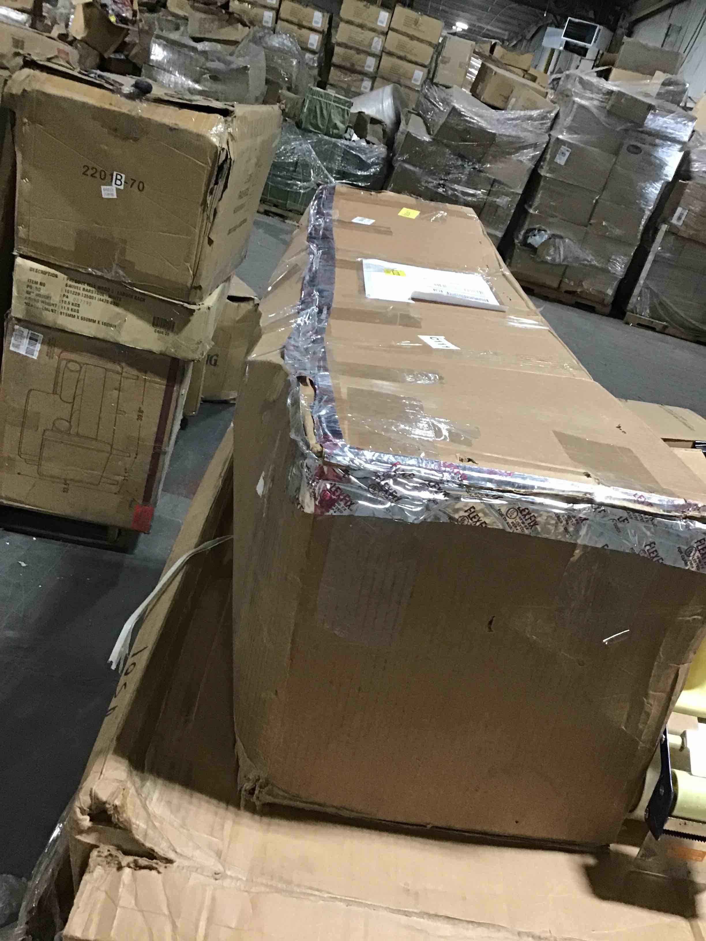 https://s3.amazonaws.com/lotting-images-prod/bidfta/ORG5209711_1695239869062.jpeg