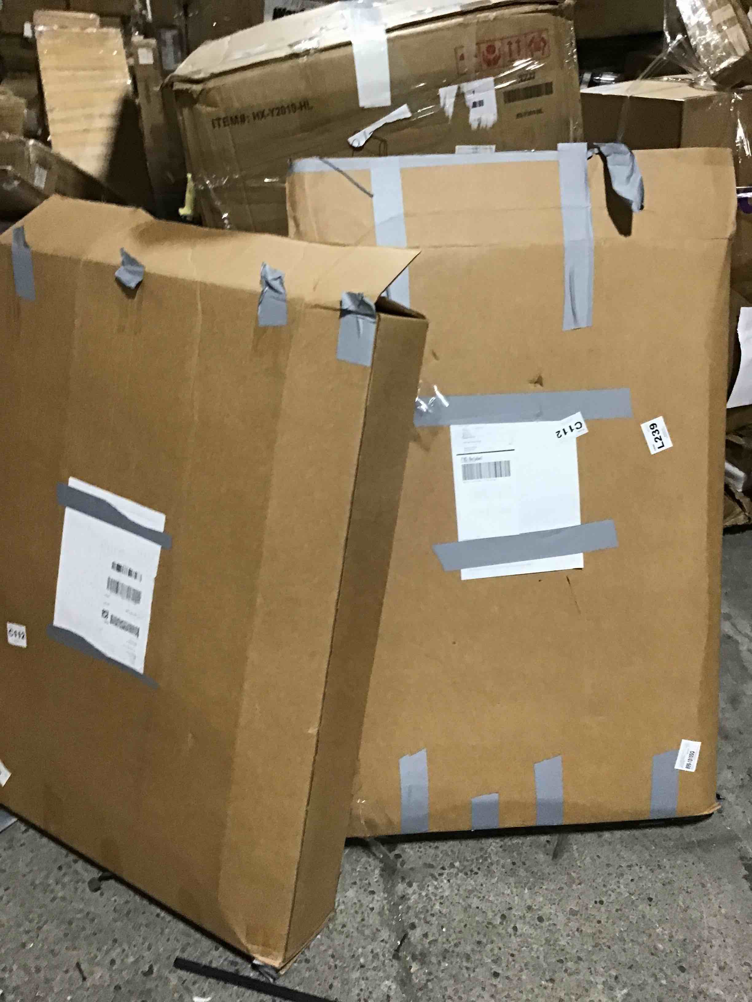 https://s3.amazonaws.com/lotting-images-prod/bidfta/ORG5211472_1693425909646.jpeg