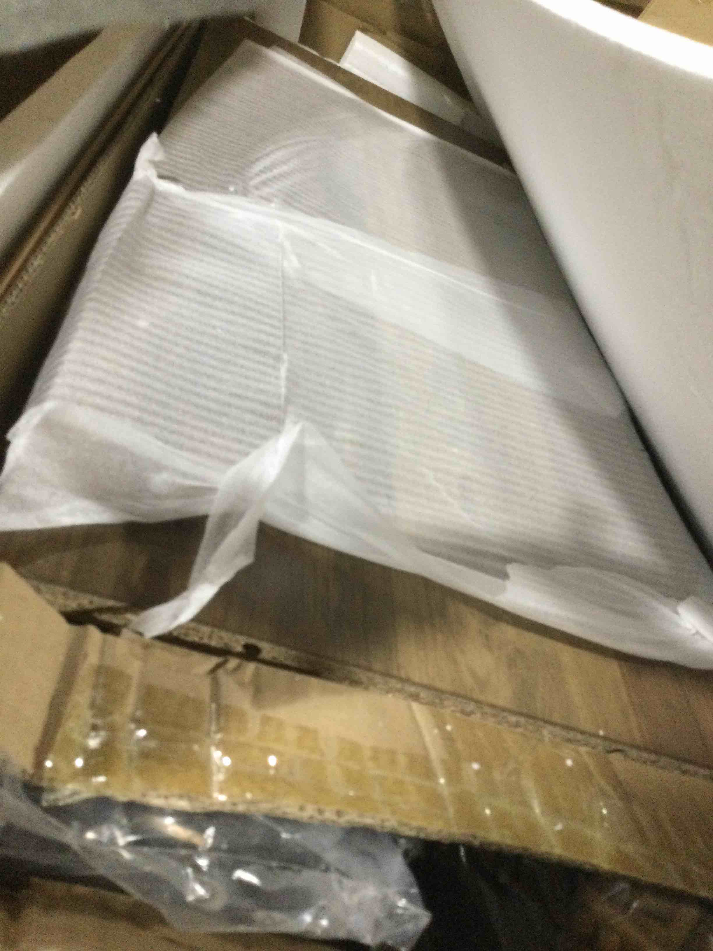 https://s3.amazonaws.com/lotting-images-prod/bidfta/ORG5211611_1693511236486.jpeg