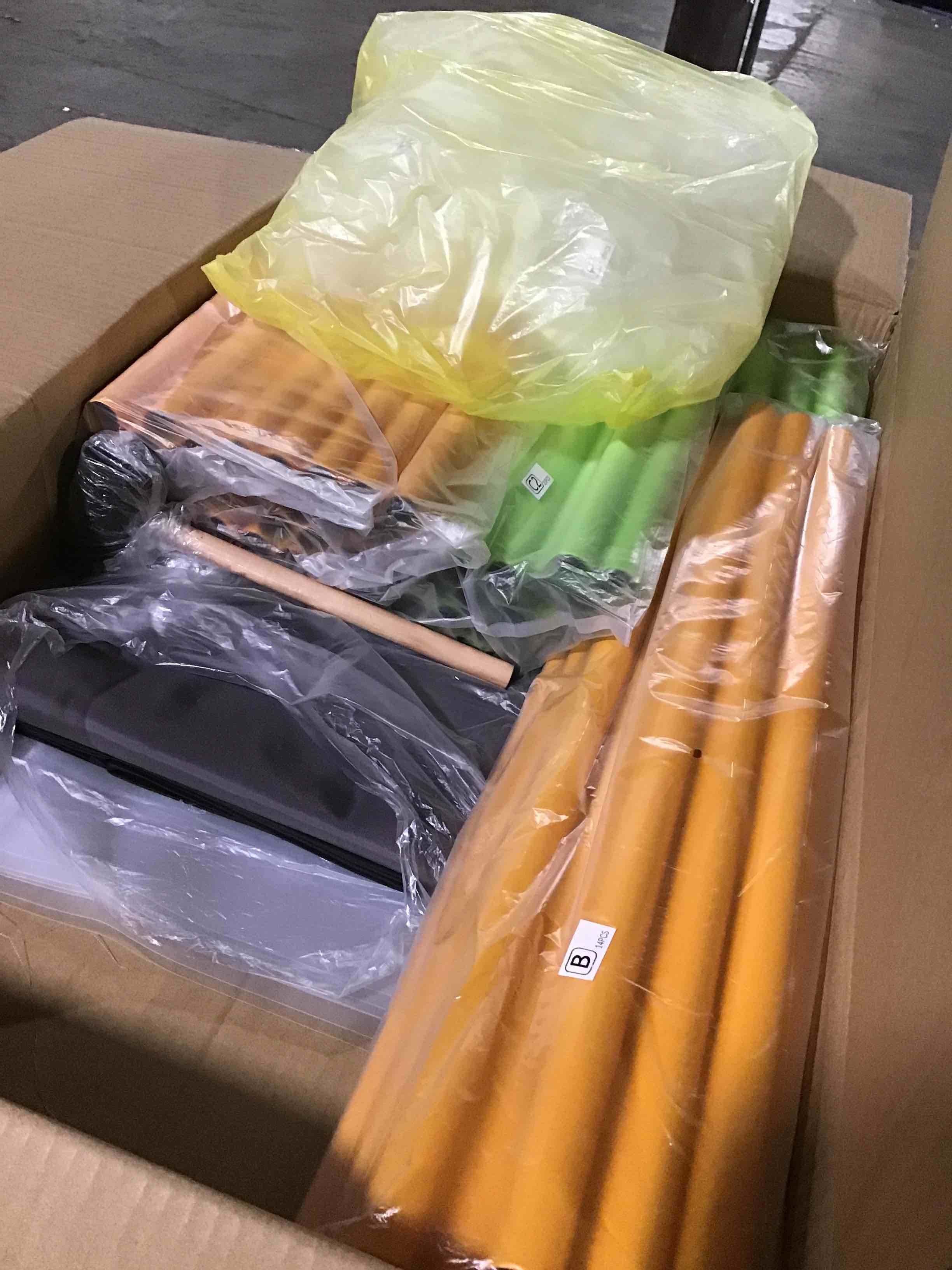 https://s3.amazonaws.com/lotting-images-prod/bidfta/ORG5212552_1696009304935.jpeg