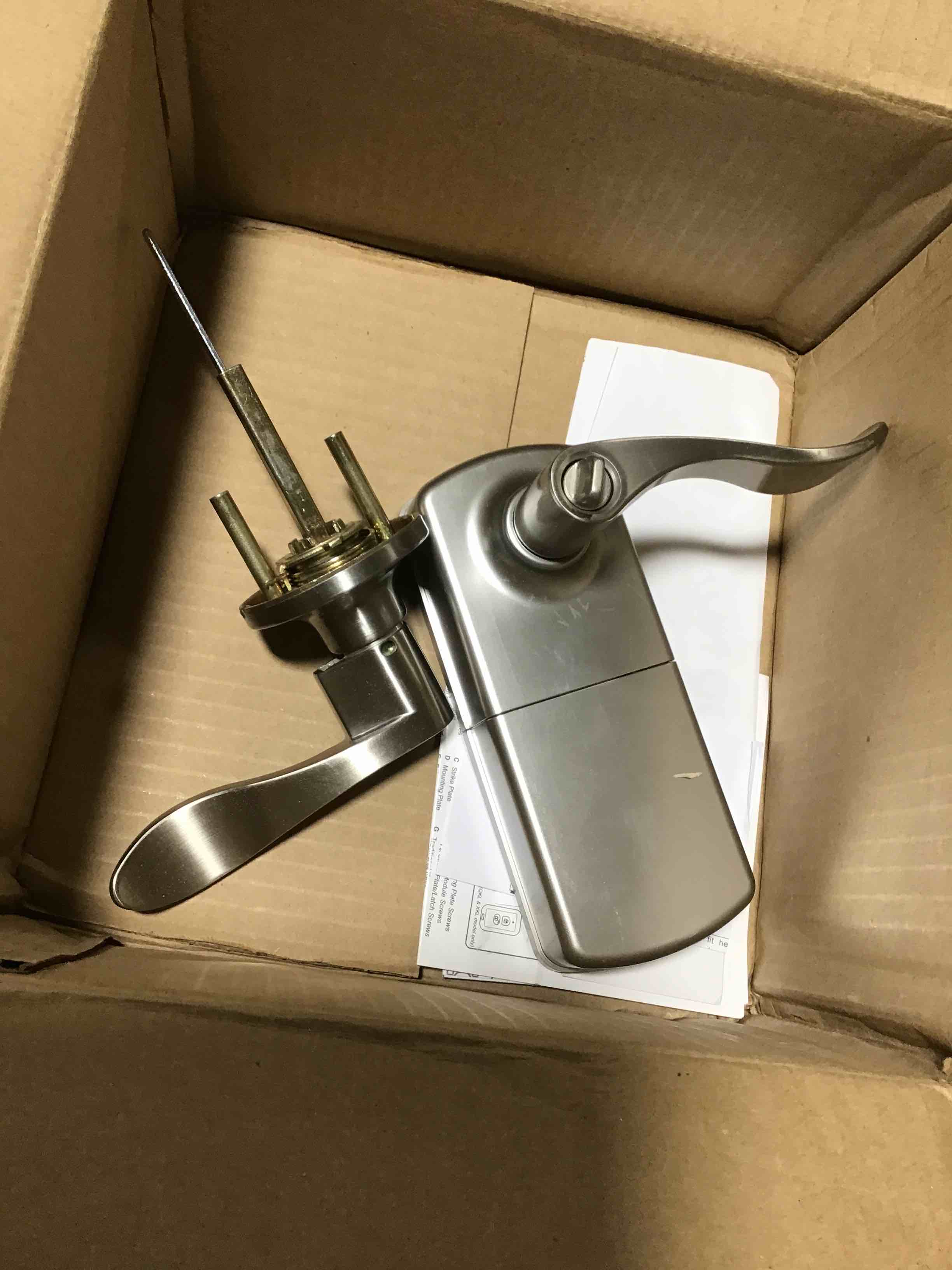 https://s3.amazonaws.com/lotting-images-prod/bidfta/ORG5212909_1696699310345.jpeg