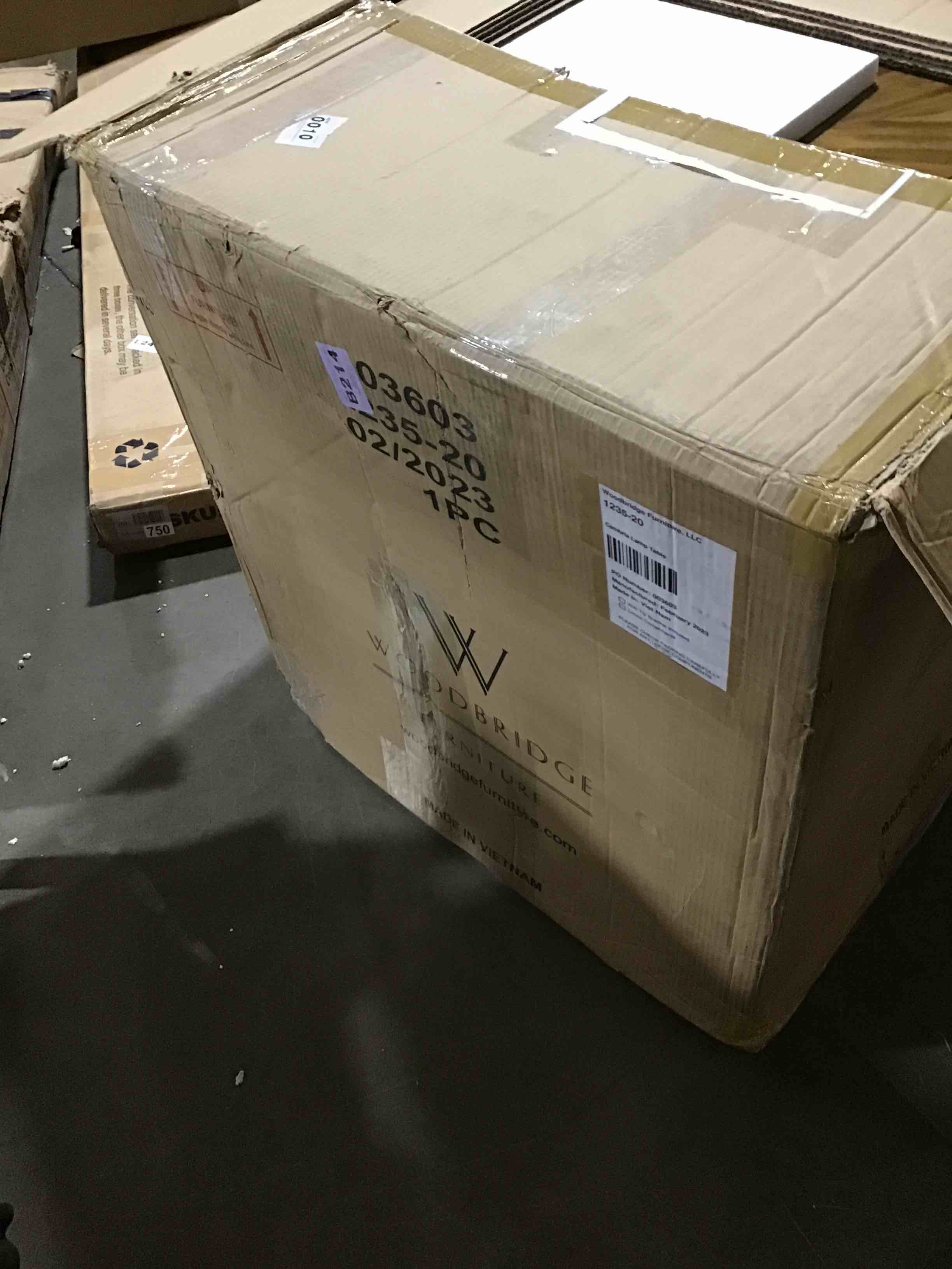 https://s3.amazonaws.com/lotting-images-prod/bidfta/ORG5213155_1693506834995.jpeg
