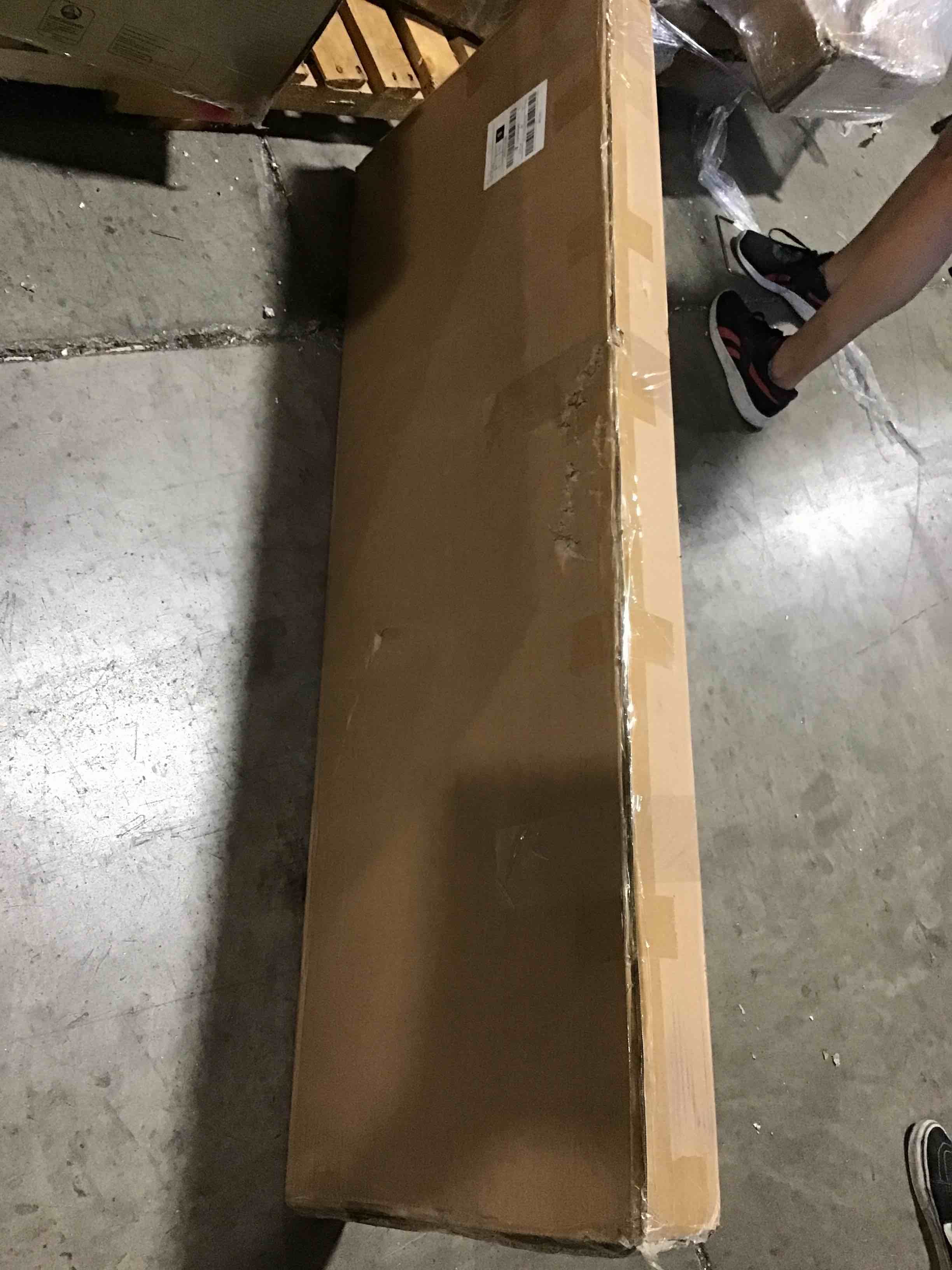 https://s3.amazonaws.com/lotting-images-prod/bidfta/ORG5213763_1694438819565.jpeg