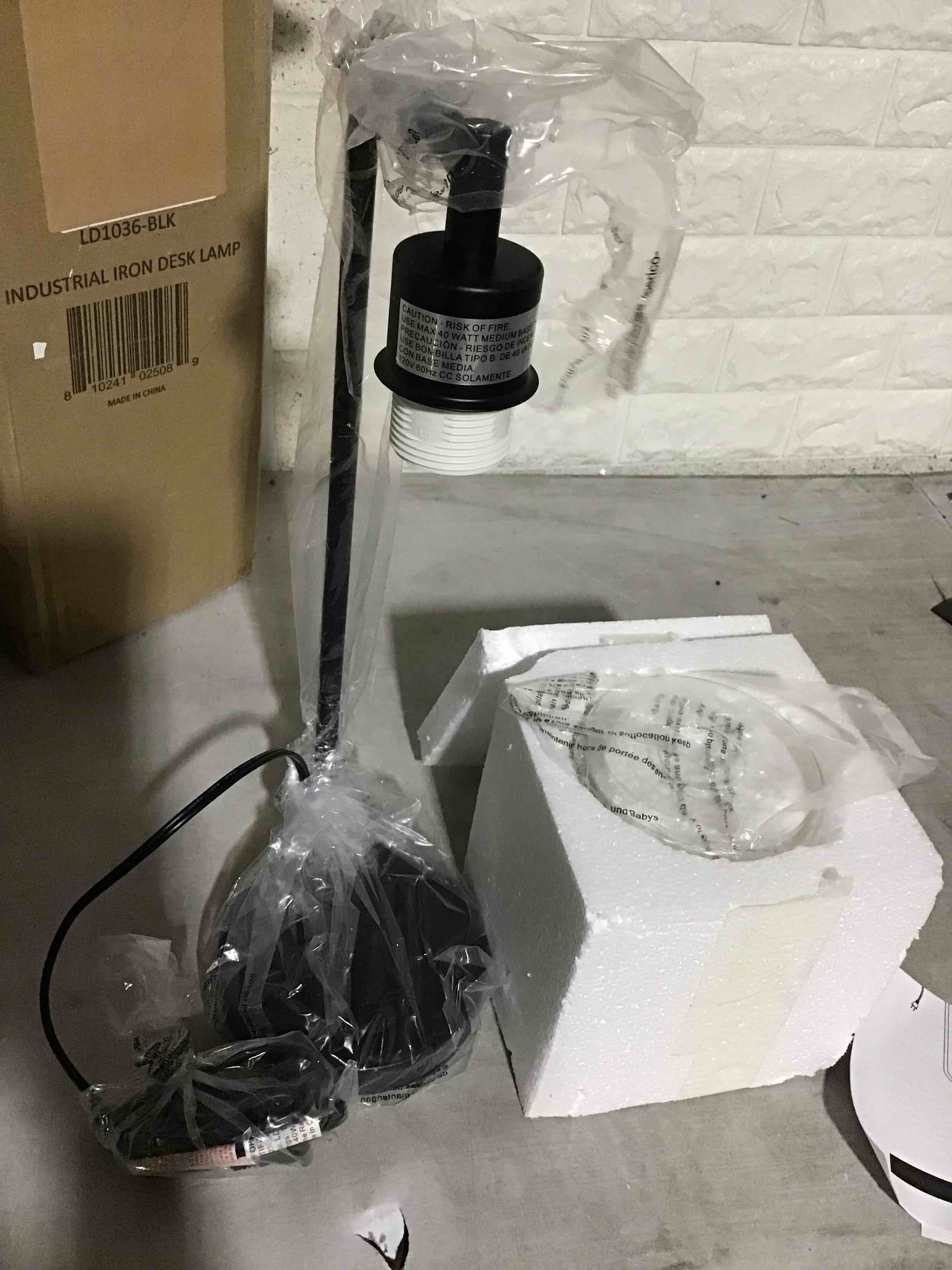 https://s3.amazonaws.com/lotting-images-prod/bidfta/ORG5215148_1693928346540.jpeg