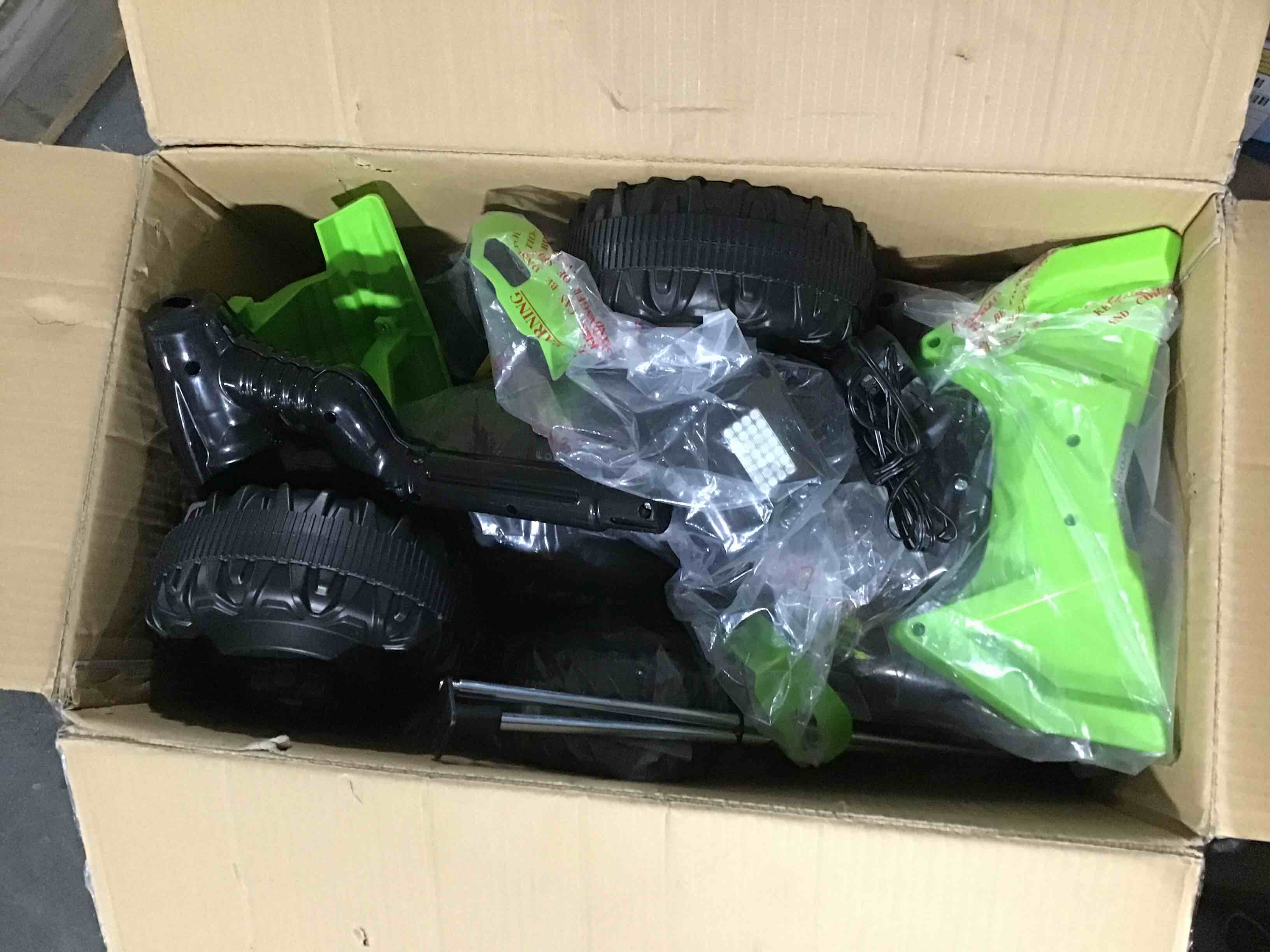 https://s3.amazonaws.com/lotting-images-prod/bidfta/ORG5215576_1694187455265.jpeg