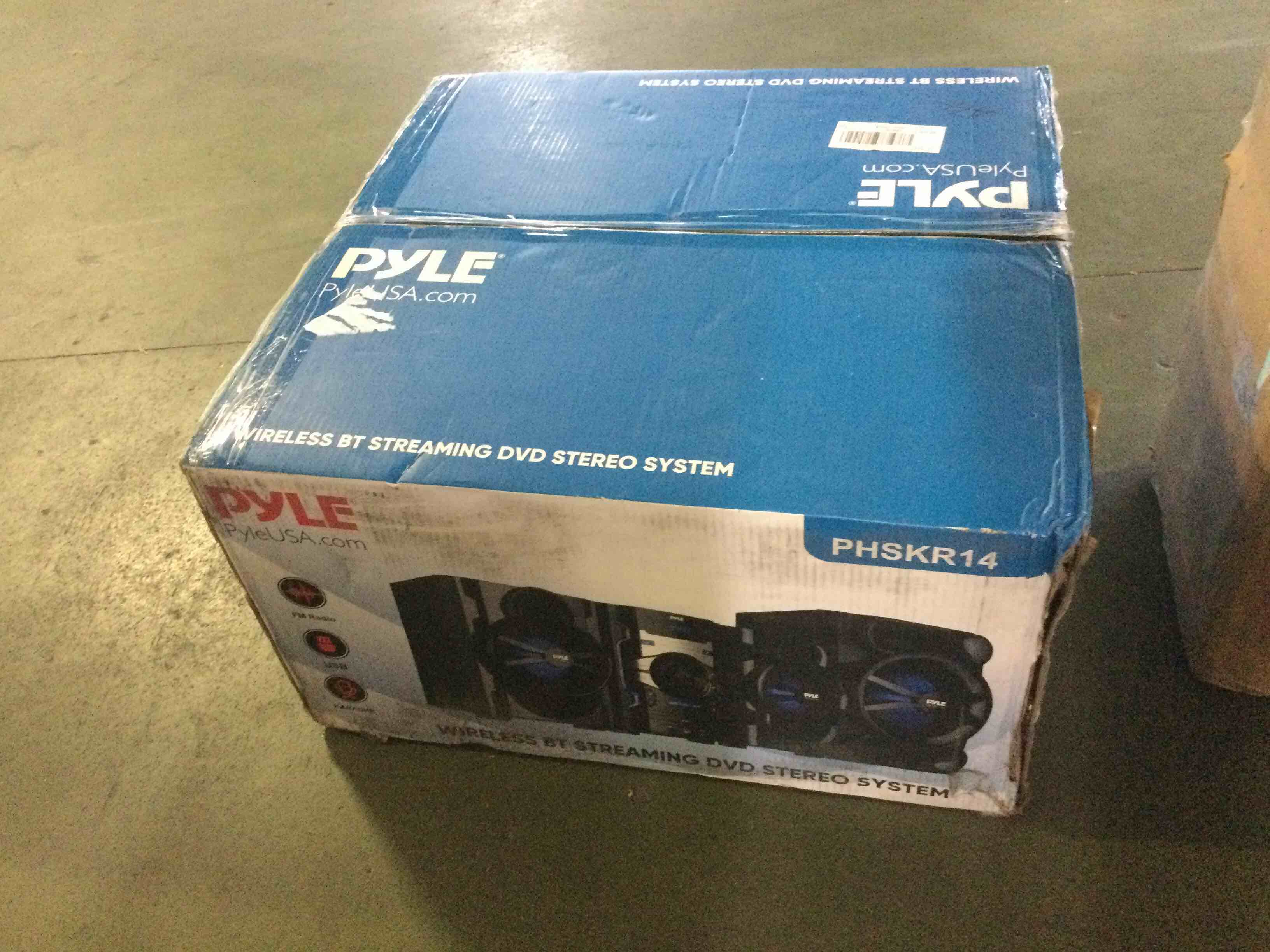 https://s3.amazonaws.com/lotting-images-prod/bidfta/ORG5216119_1697220133409.jpeg