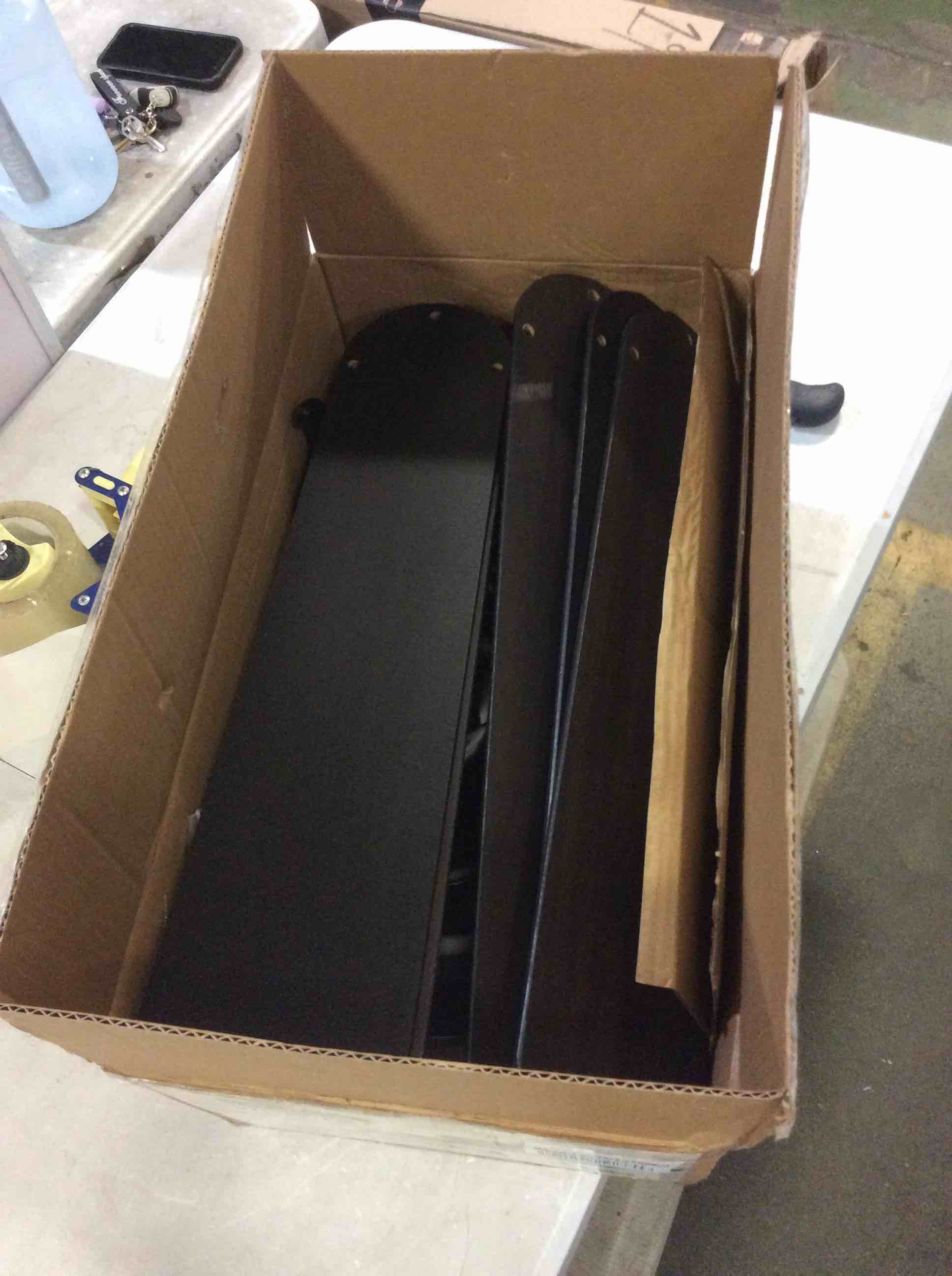 https://s3.amazonaws.com/lotting-images-prod/bidfta/ORG5218972_1694085780750.jpeg