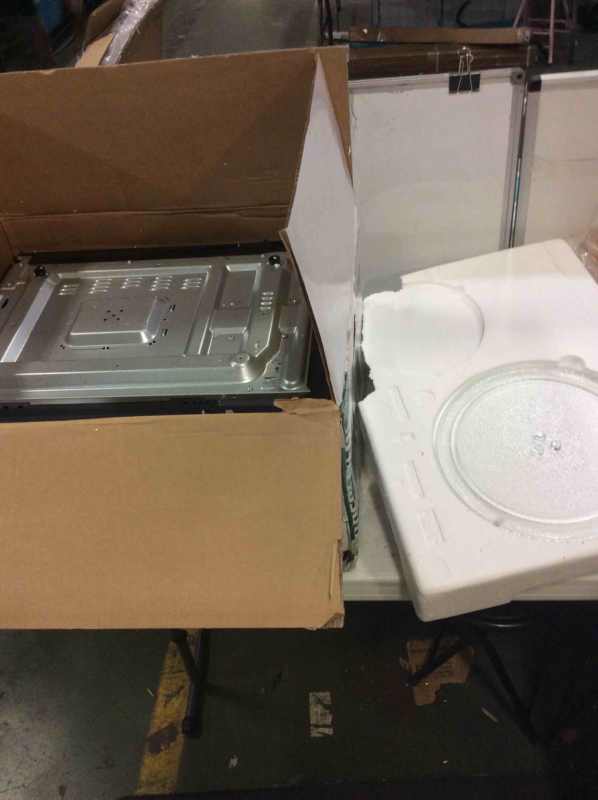 https://s3.amazonaws.com/lotting-images-prod/bidfta/ORG5219137_1694187623687.jpeg
