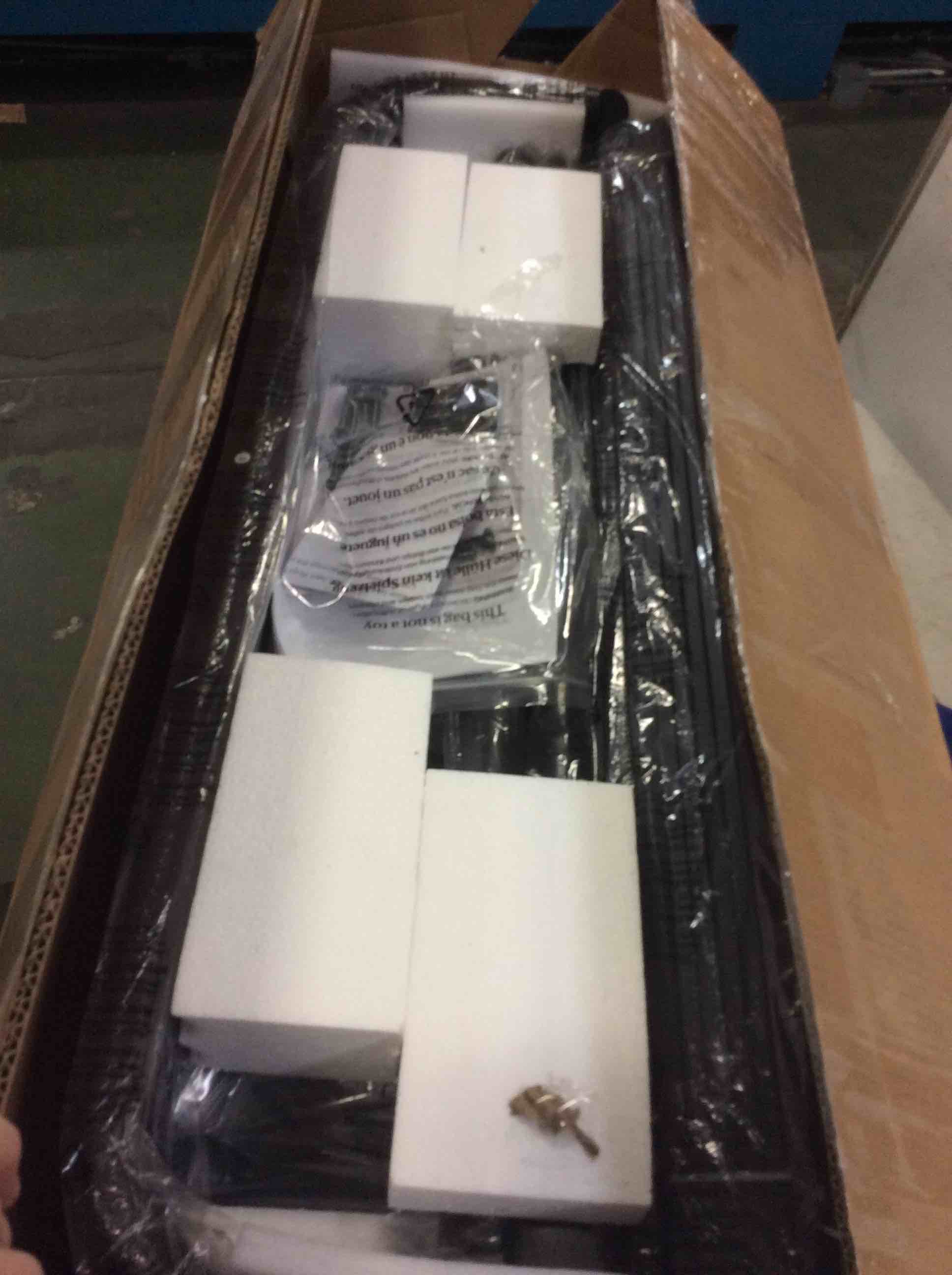 https://s3.amazonaws.com/lotting-images-prod/bidfta/ORG5219159_1694190830657.jpeg