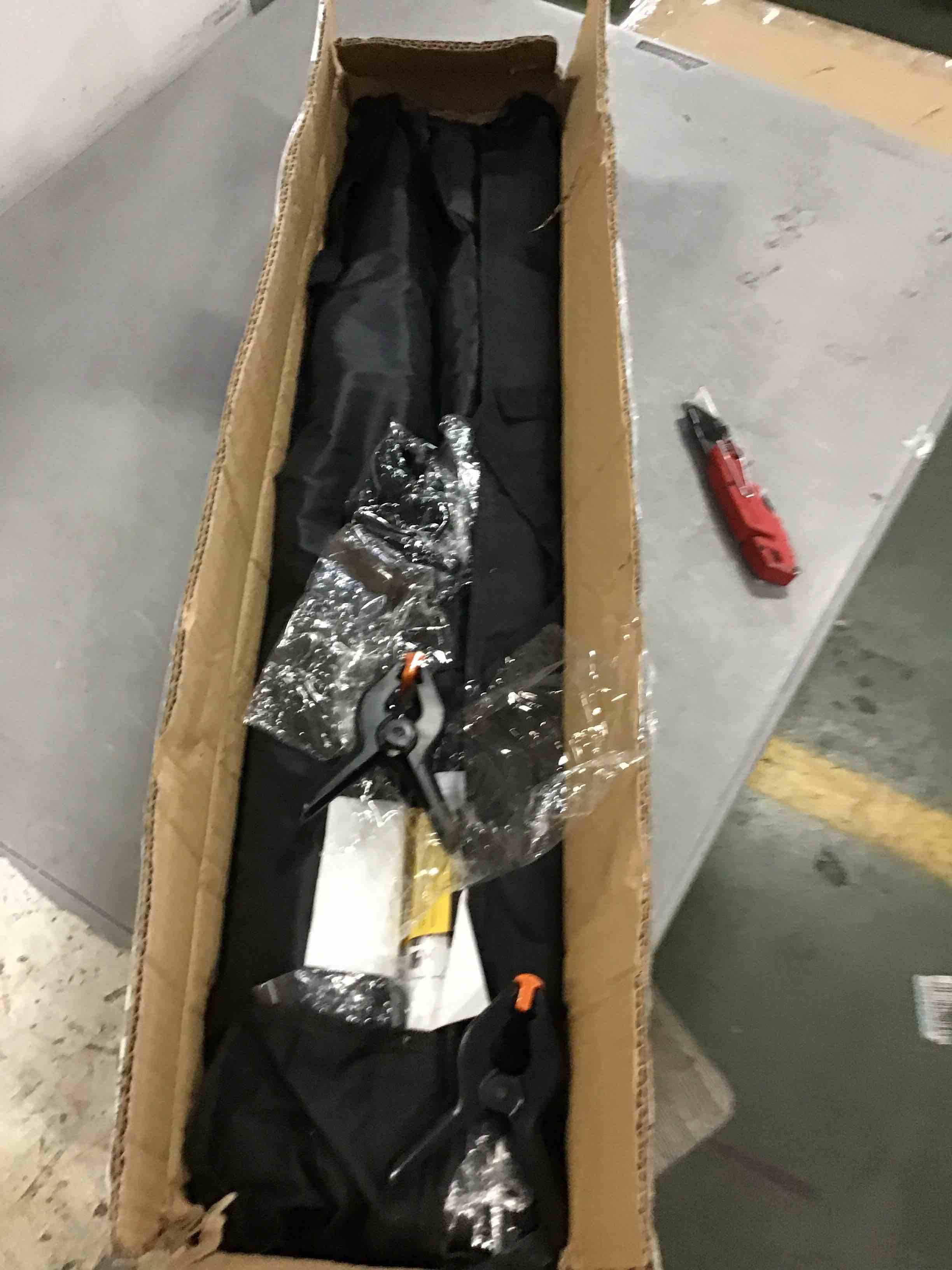 https://s3.amazonaws.com/lotting-images-prod/bidfta/ORG5219568_1694533929084.jpeg