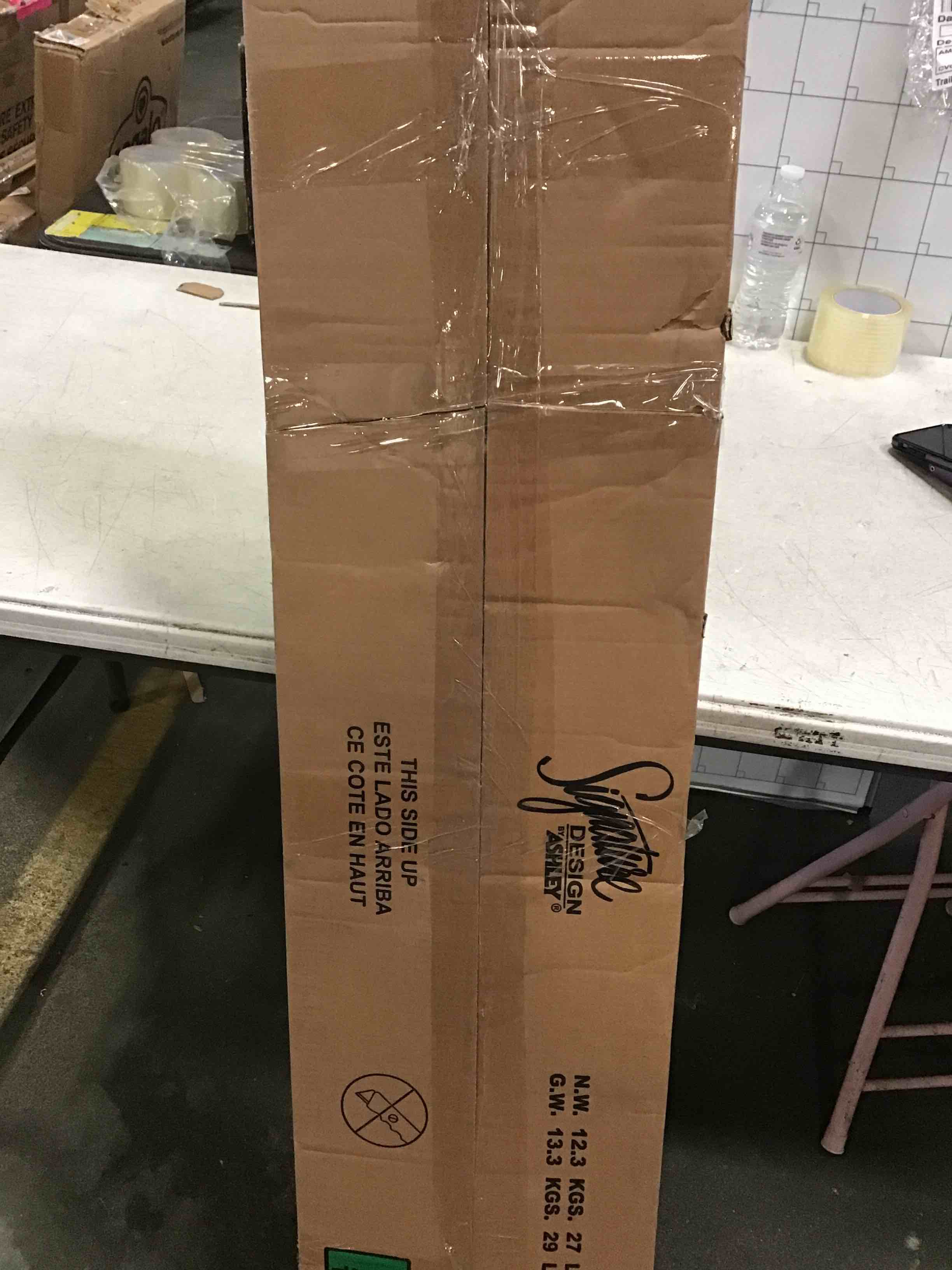 https://s3.amazonaws.com/lotting-images-prod/bidfta/ORG5219703_1694610783014.jpeg