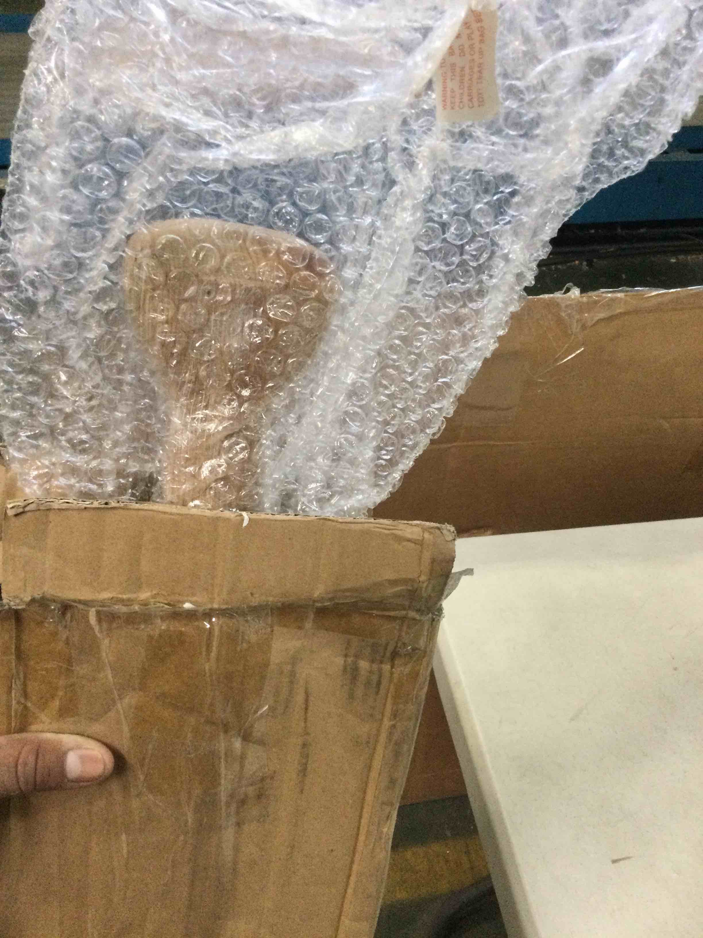 https://s3.amazonaws.com/lotting-images-prod/bidfta/ORG5220190_1694807956487.jpeg