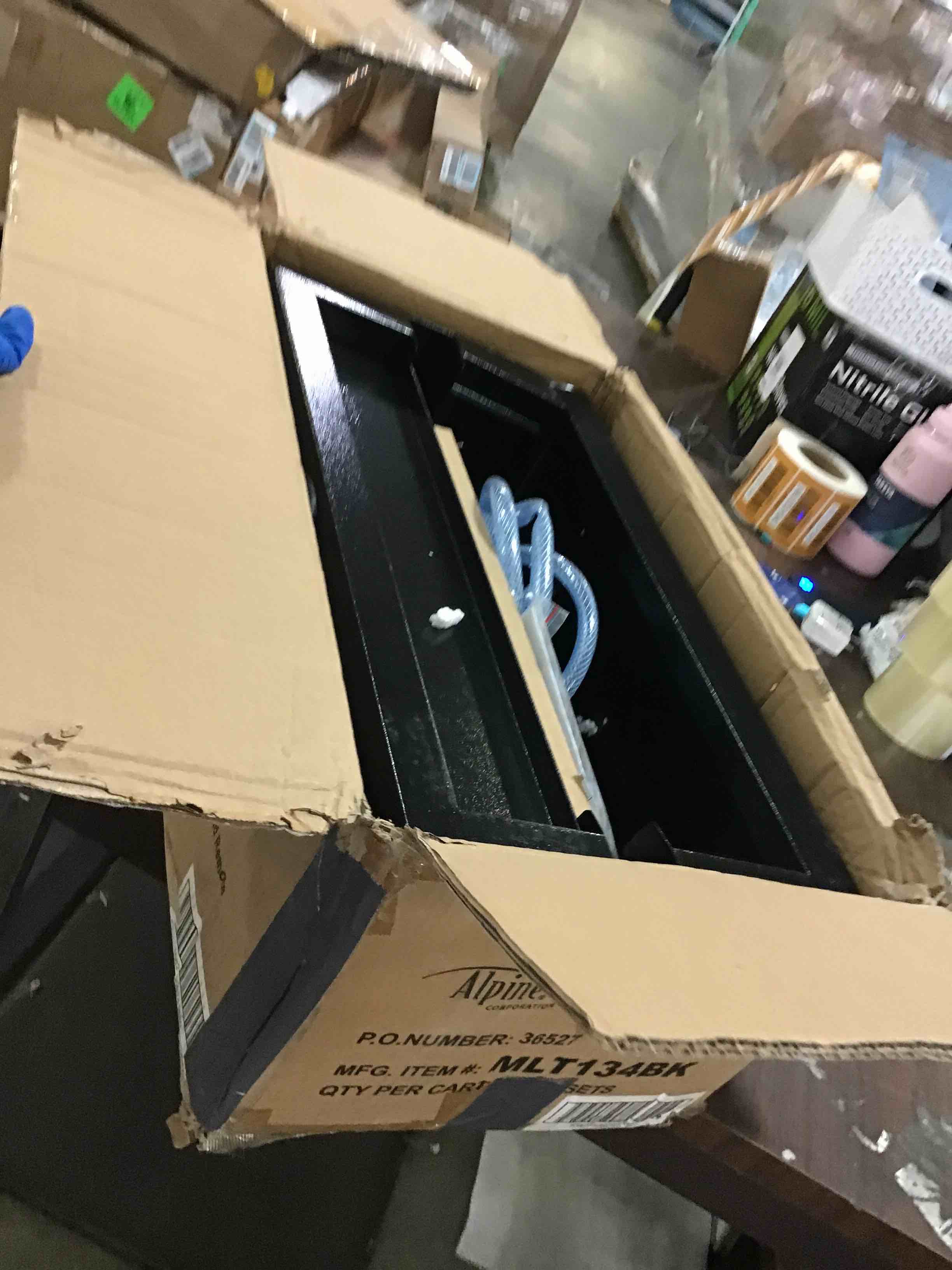 https://s3.amazonaws.com/lotting-images-prod/bidfta/ORG5222106_1692114368233.jpeg